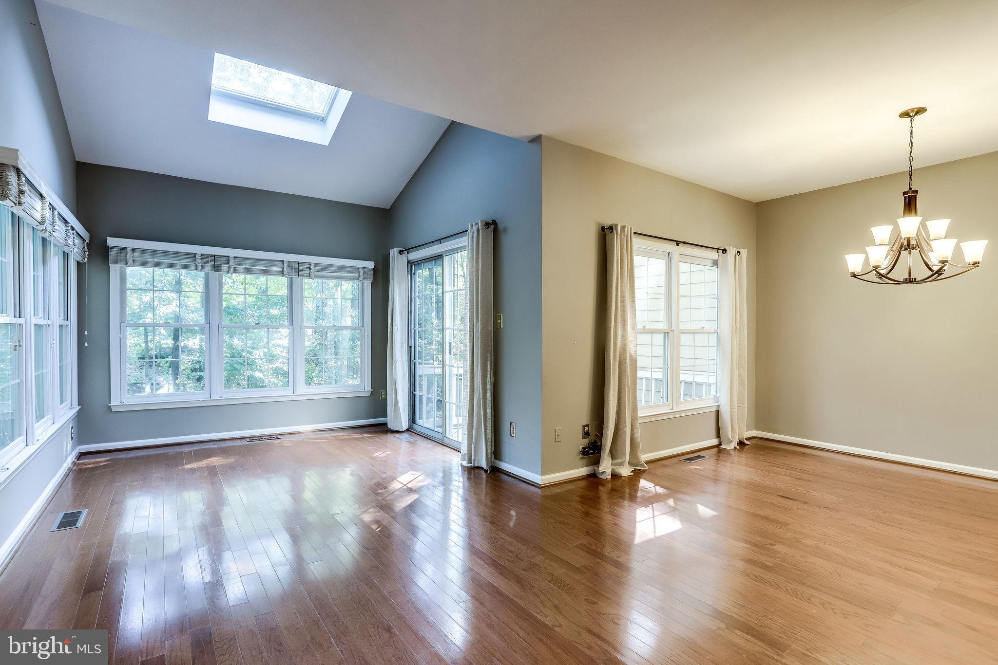 HALSTEAD GLEN - Residential Lease