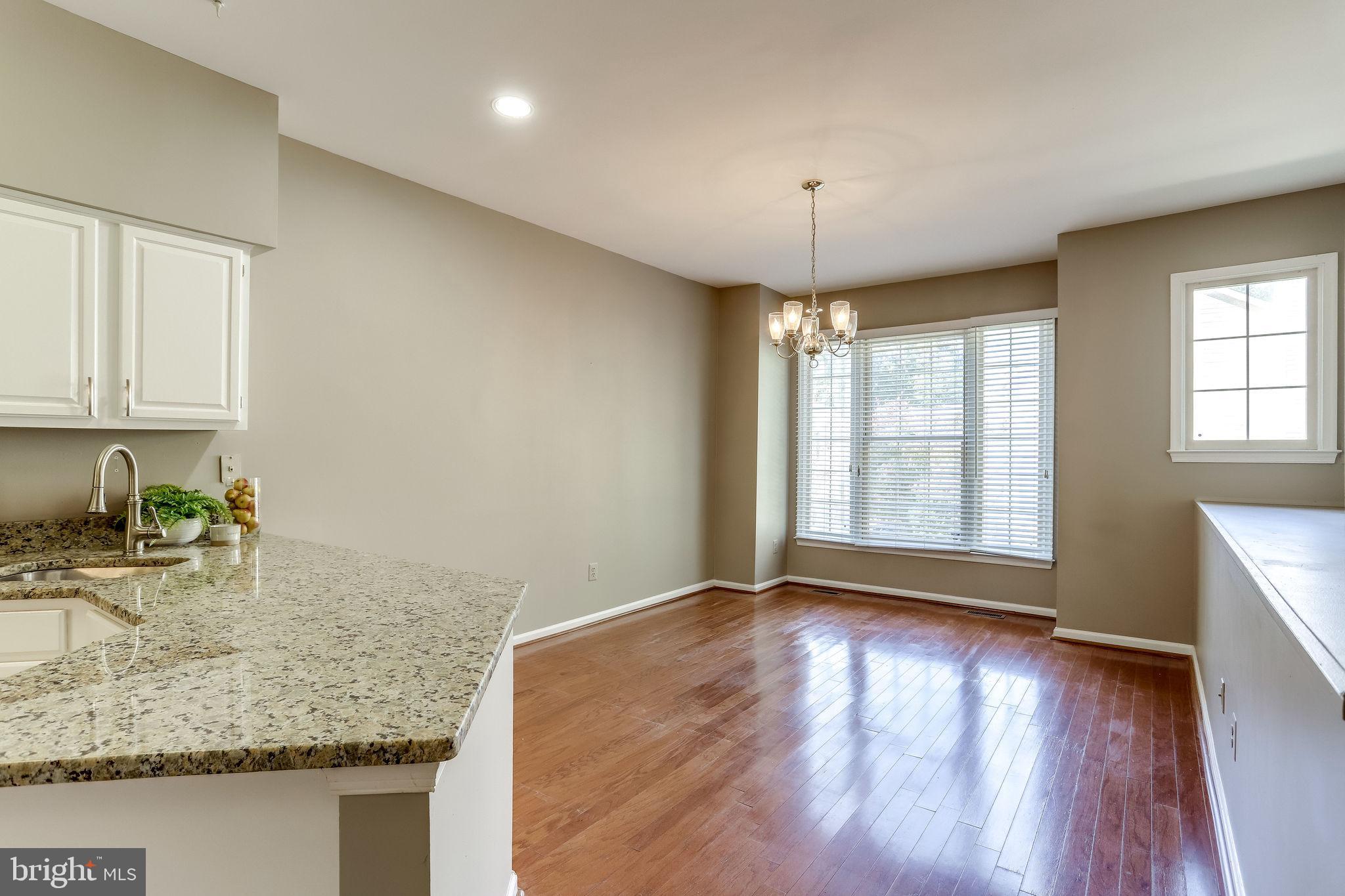 HALSTEAD GLEN - Residential Lease