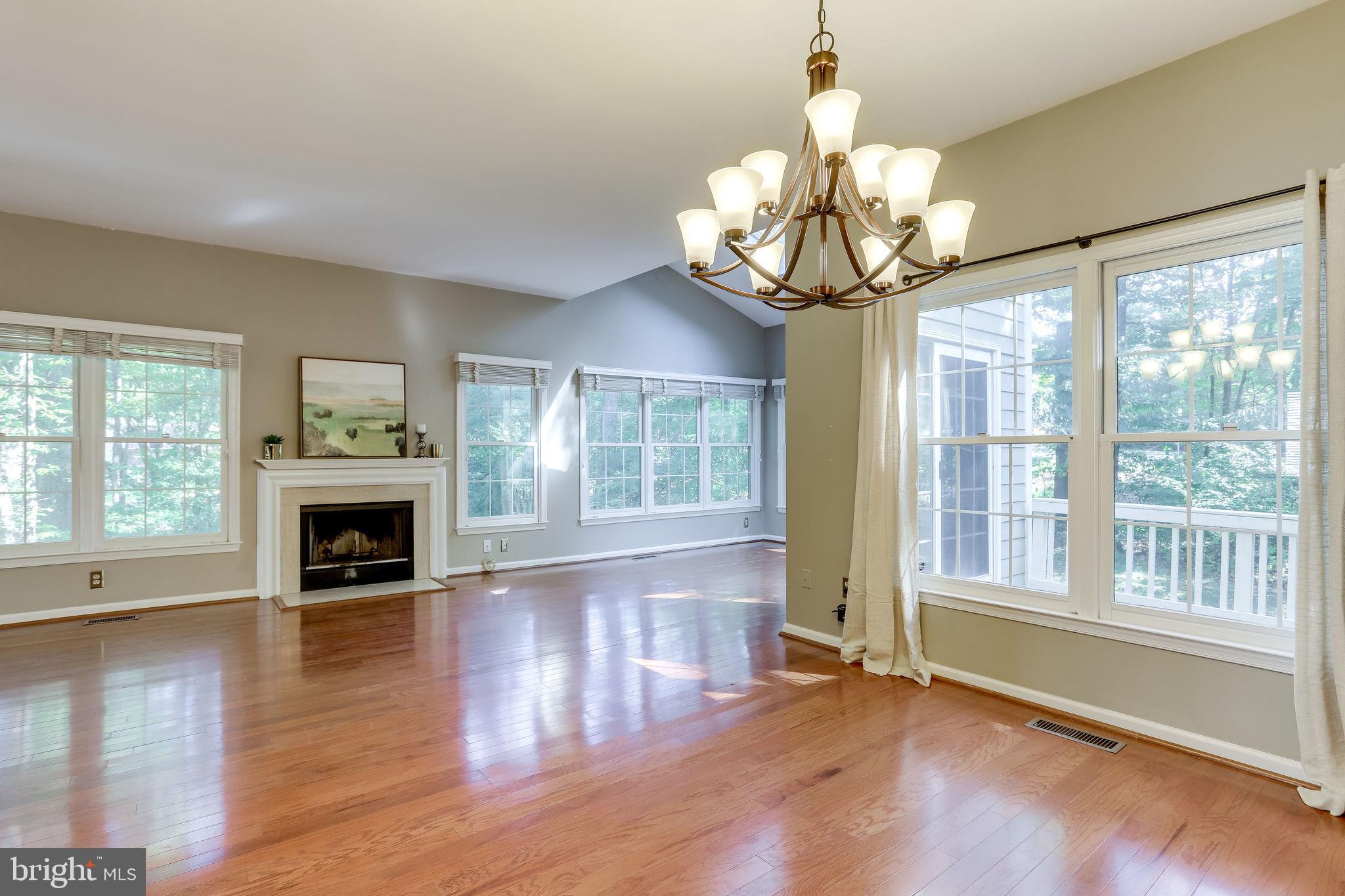 HALSTEAD GLEN - Residential Lease