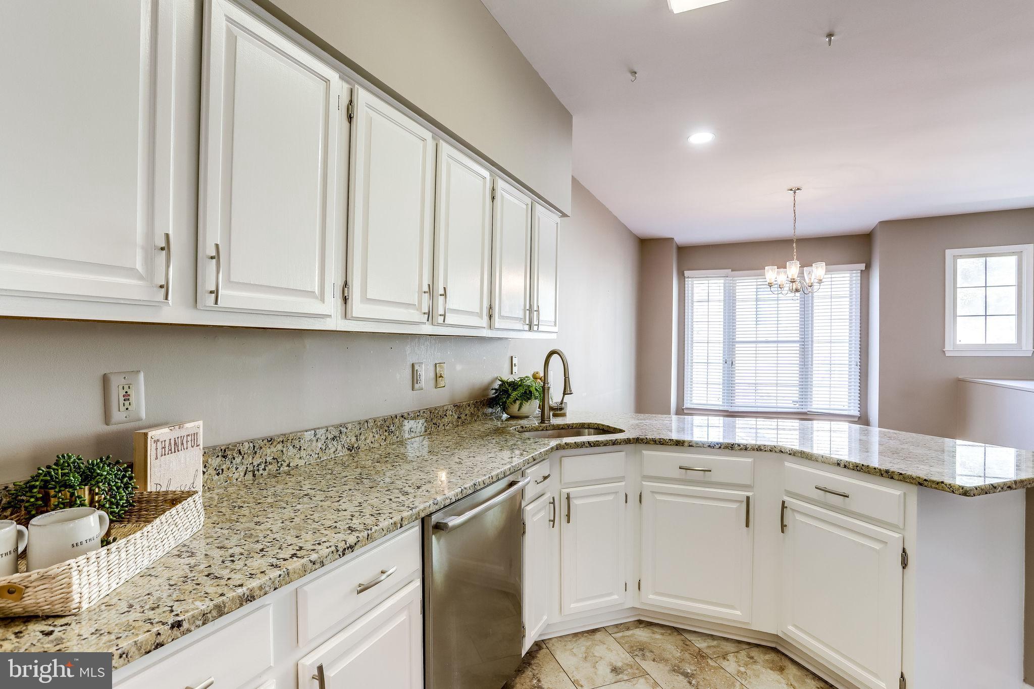 HALSTEAD GLEN - Residential Lease