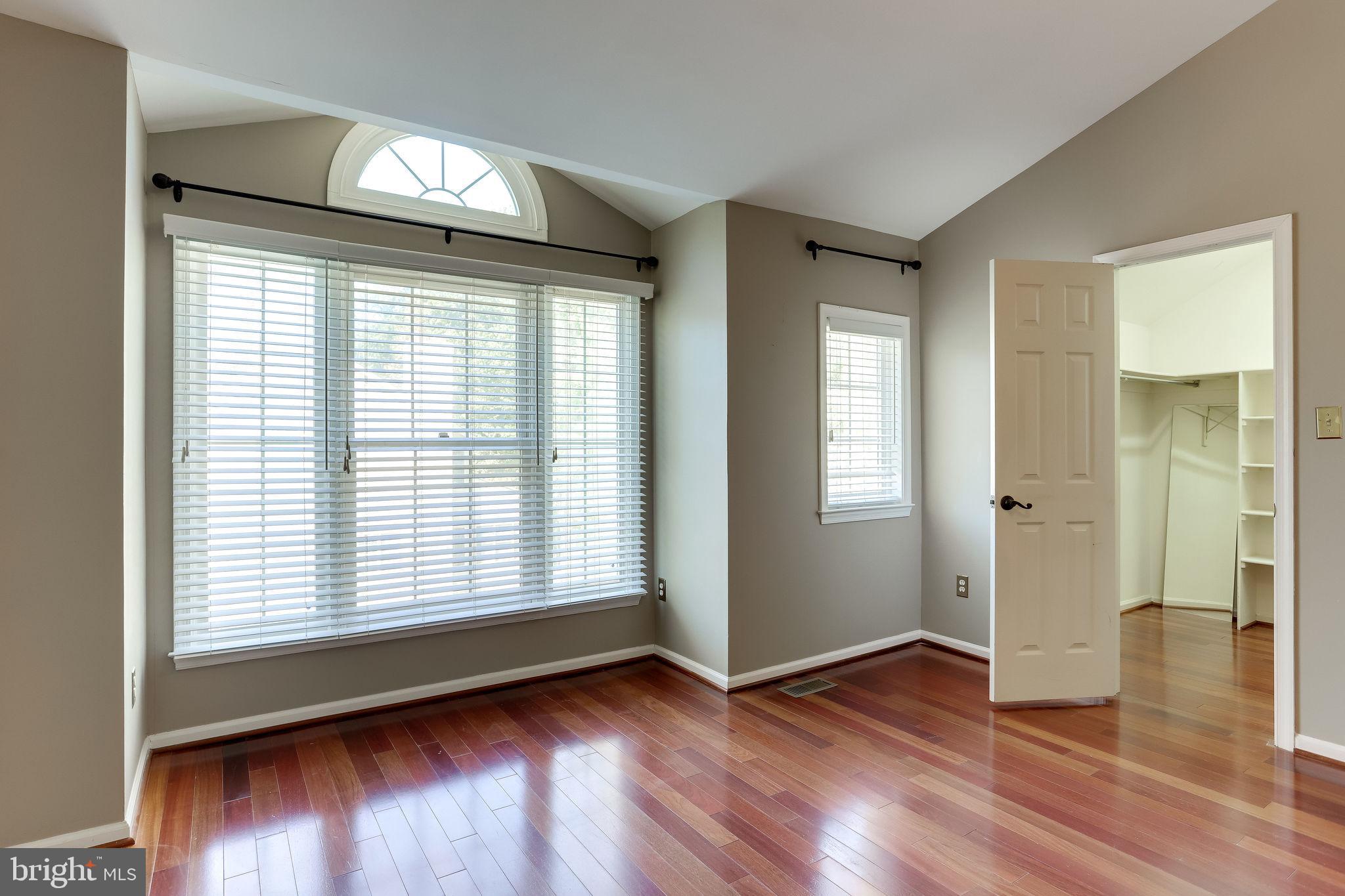 HALSTEAD GLEN - Residential Lease