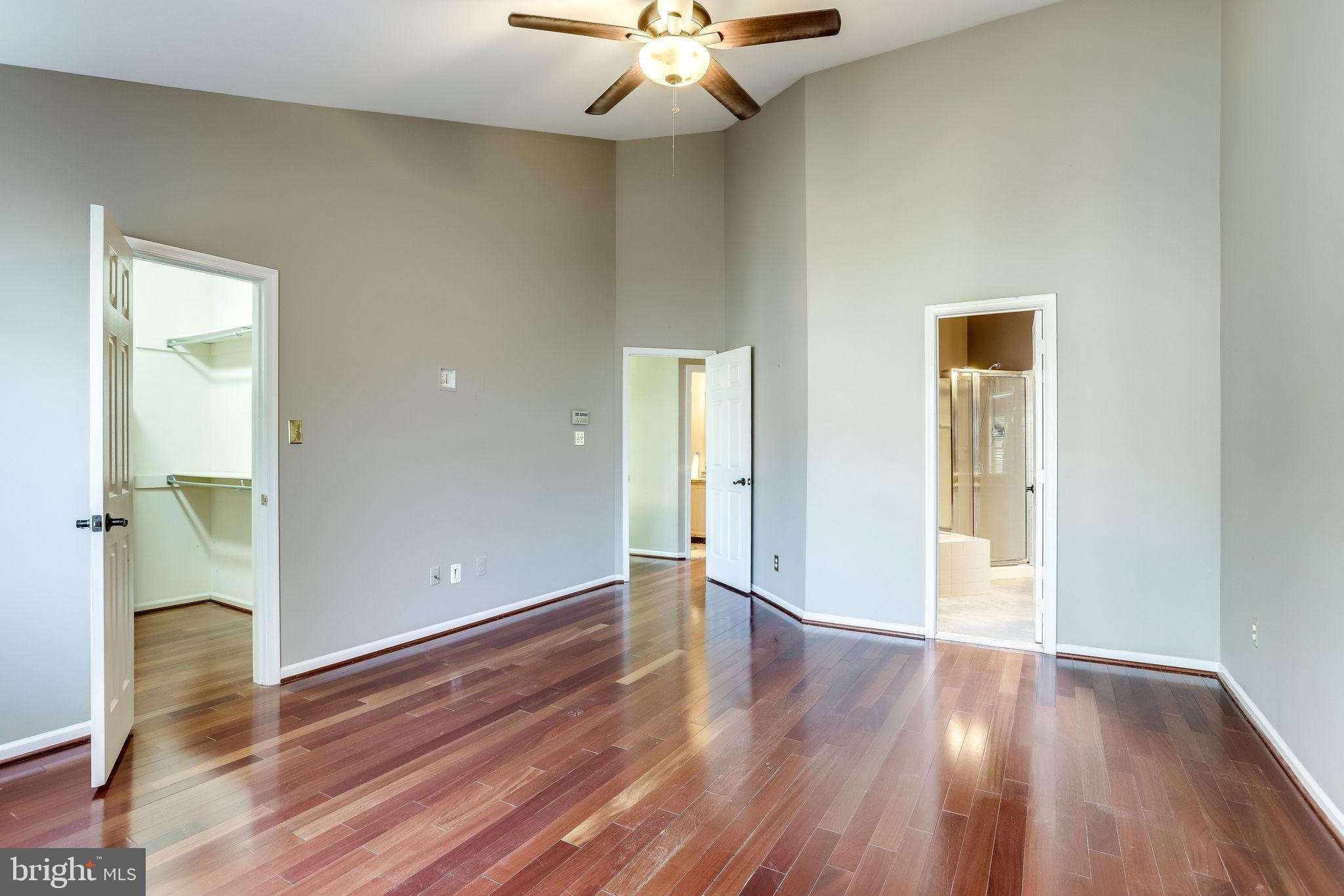 HALSTEAD GLEN - Residential Lease