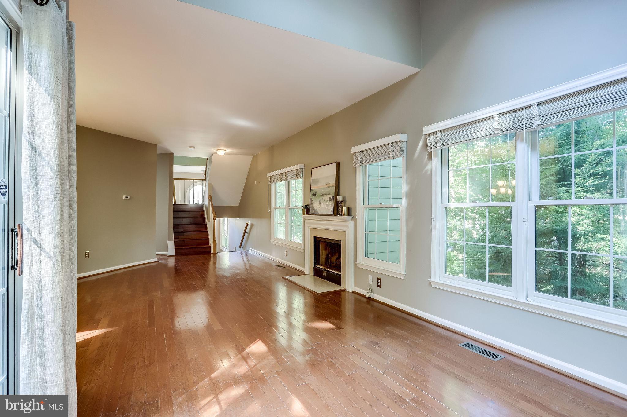 HALSTEAD GLEN - Residential Lease