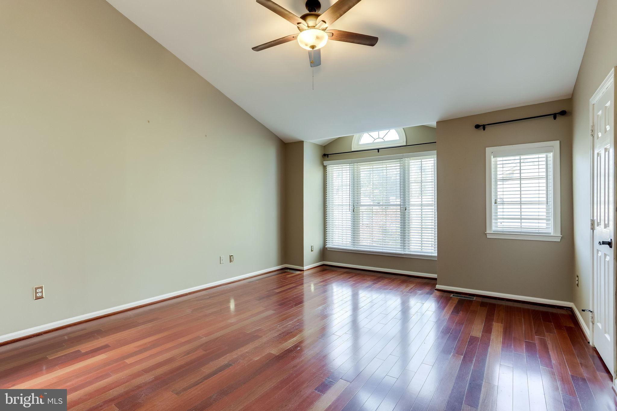 HALSTEAD GLEN - Residential Lease