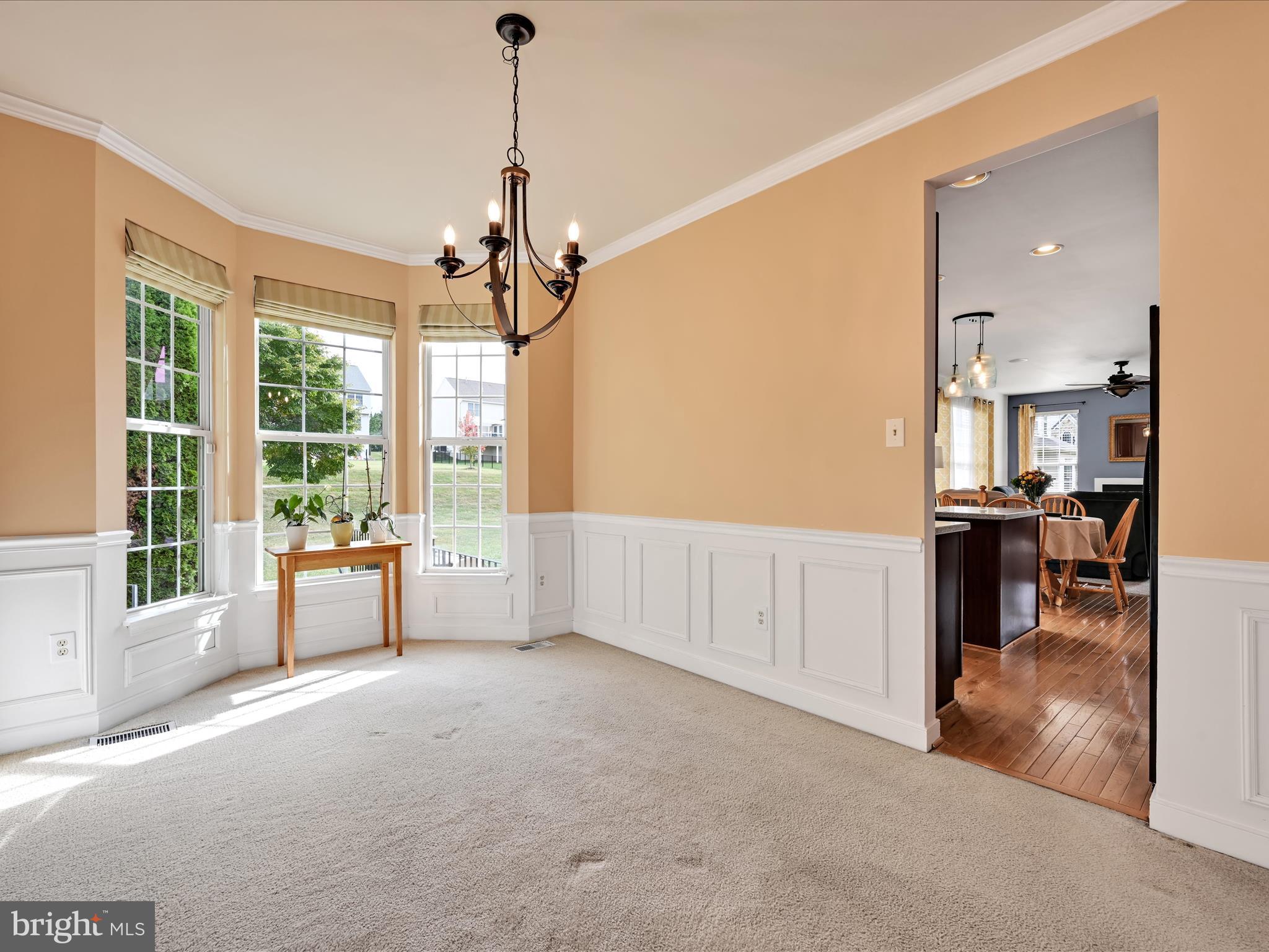 LOGANS RESERVE - Residential