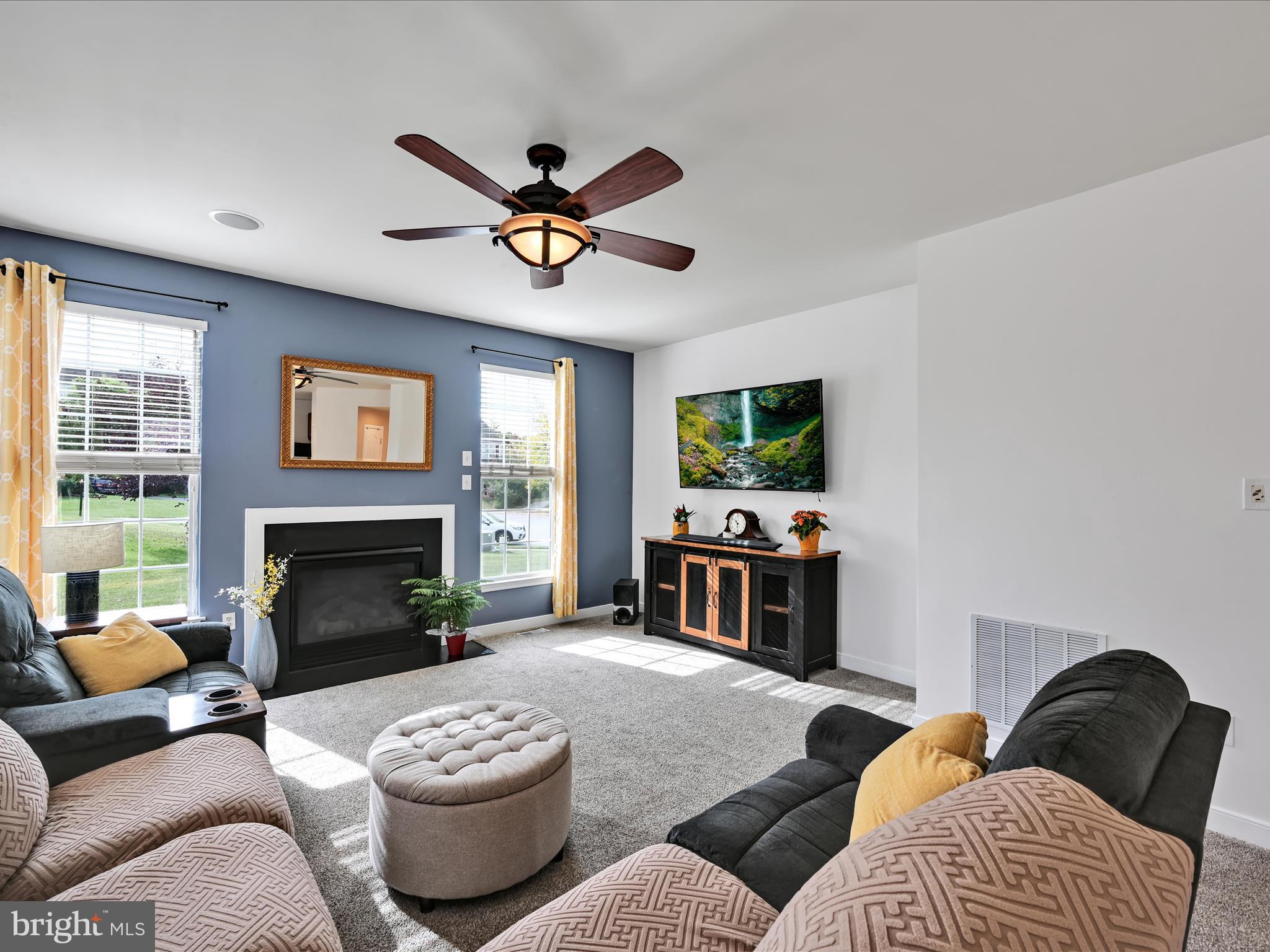 LOGANS RESERVE - Residential