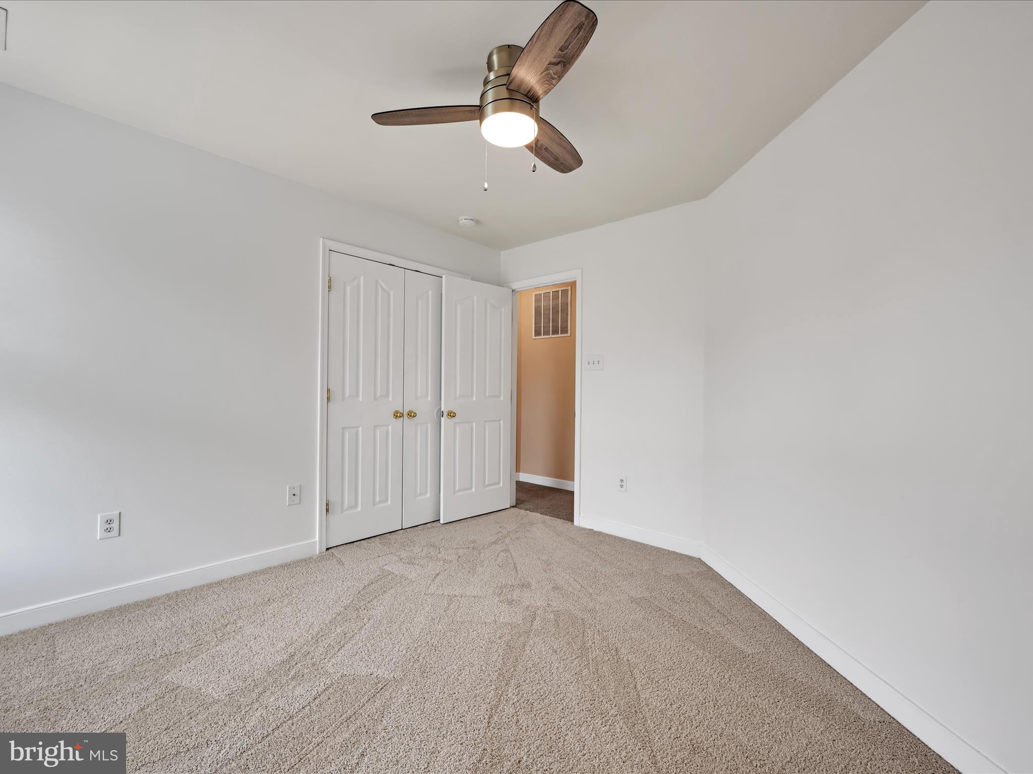 LOGANS RESERVE - Residential