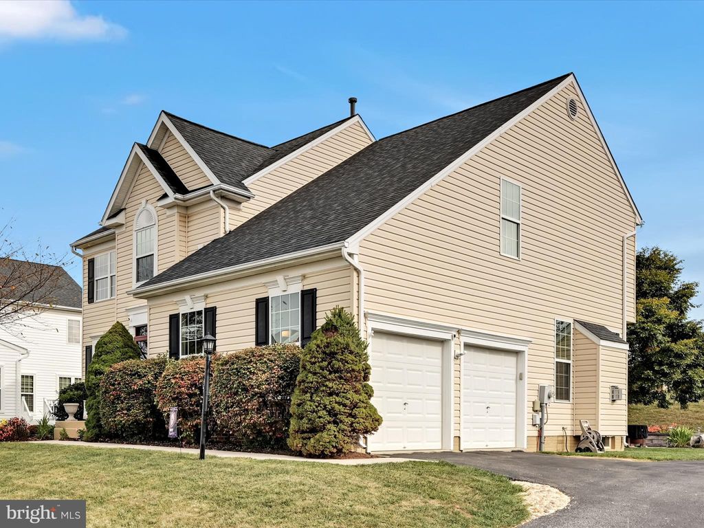Photo of 7641 Pinewild Road, SEVEN VALLEYS, PA 17360 (MLS # PAYK2090850)