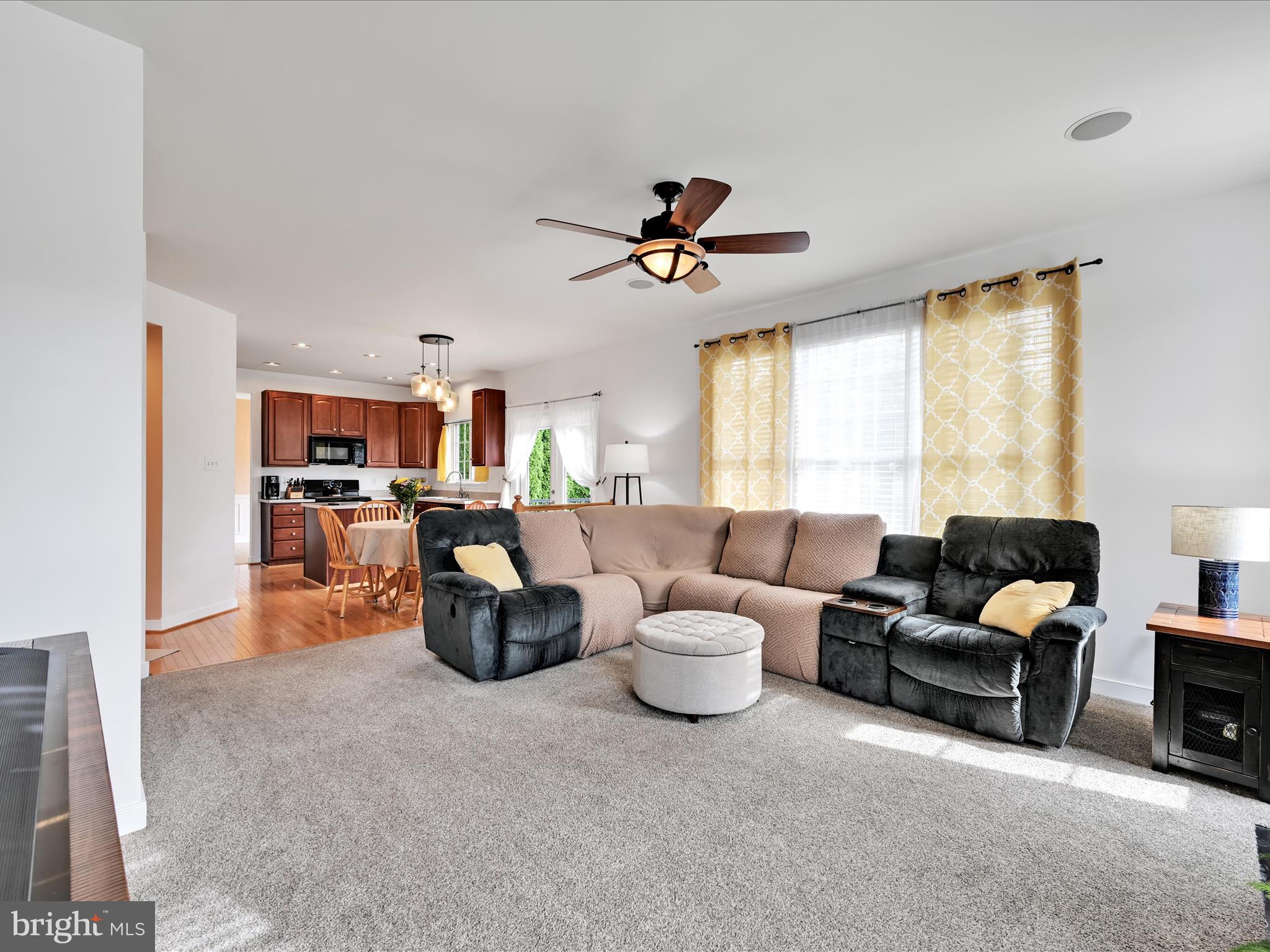 LOGANS RESERVE - Residential