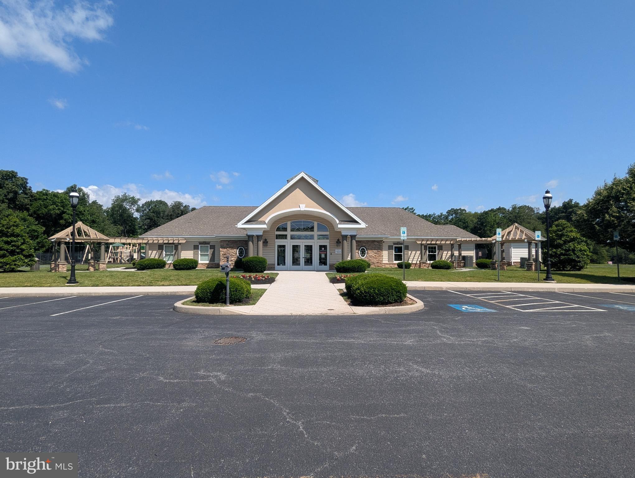 LOGANS RESERVE - Residential