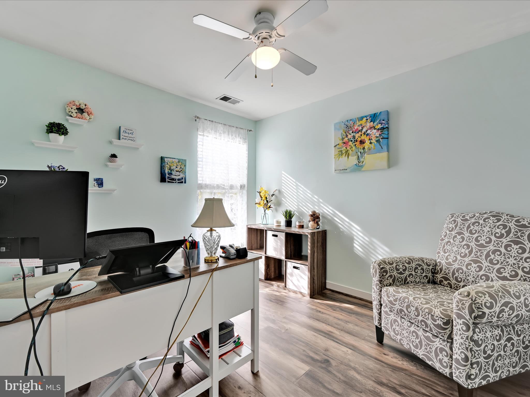 LOGANS RESERVE - Residential