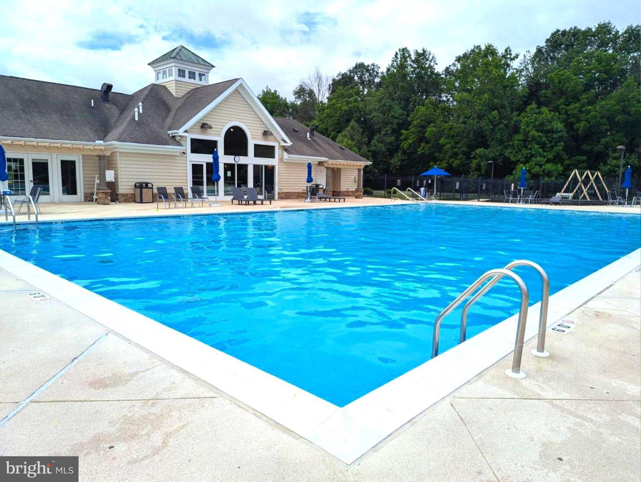 LOGANS RESERVE - Residential