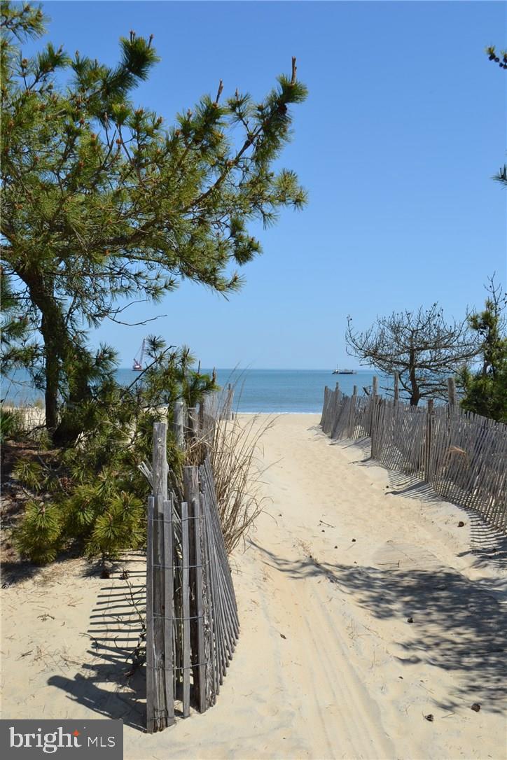 NORTH REHOBOTH - Residential