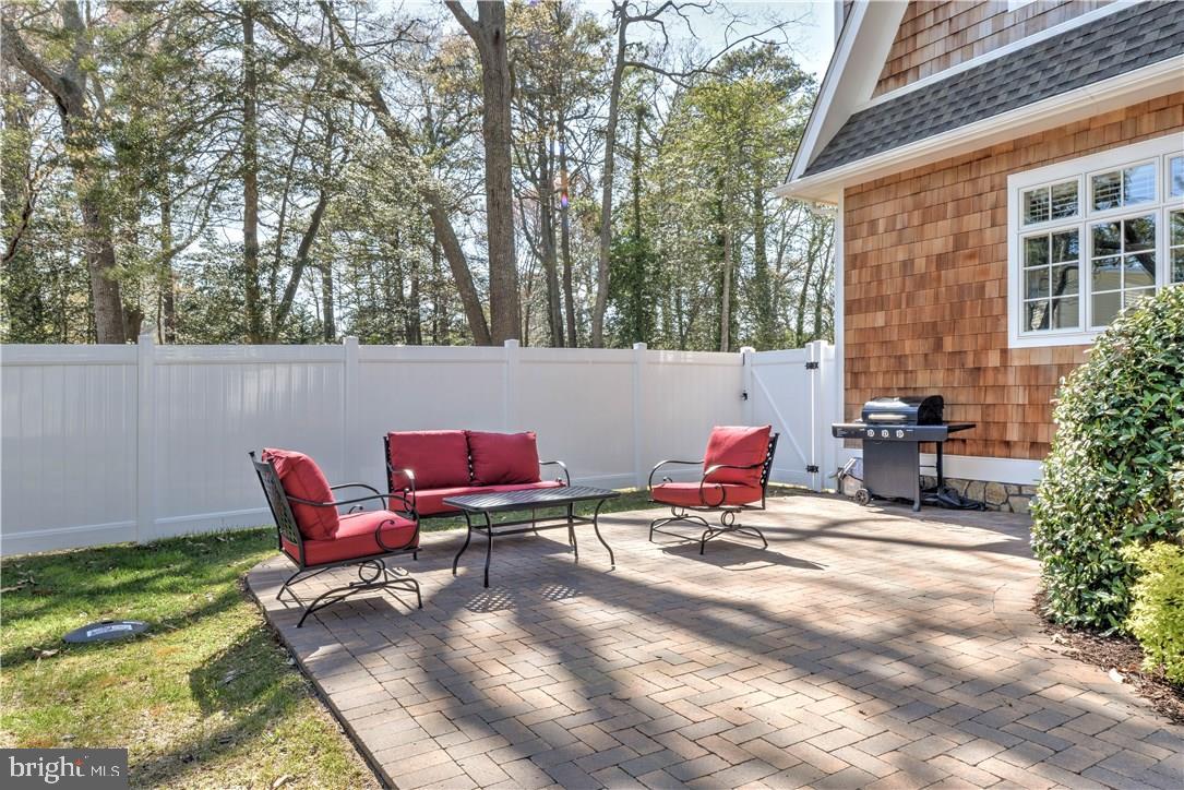 NORTH REHOBOTH - Residential