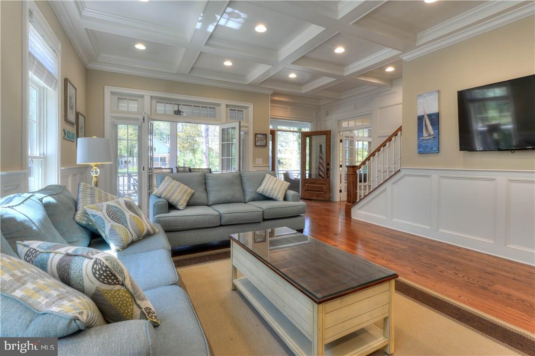 NORTH REHOBOTH - Residential