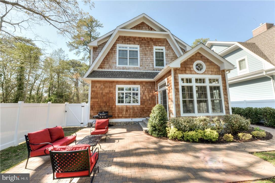 NORTH REHOBOTH - Residential