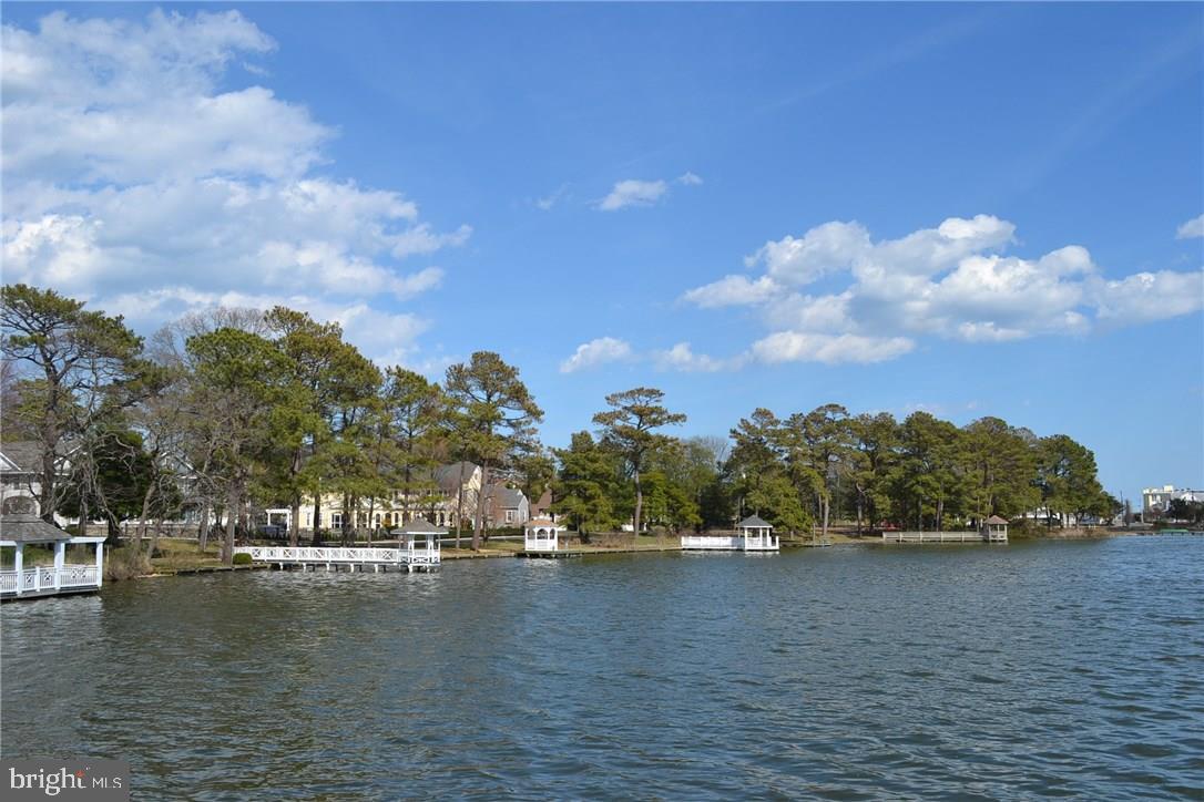 NORTH REHOBOTH - Residential