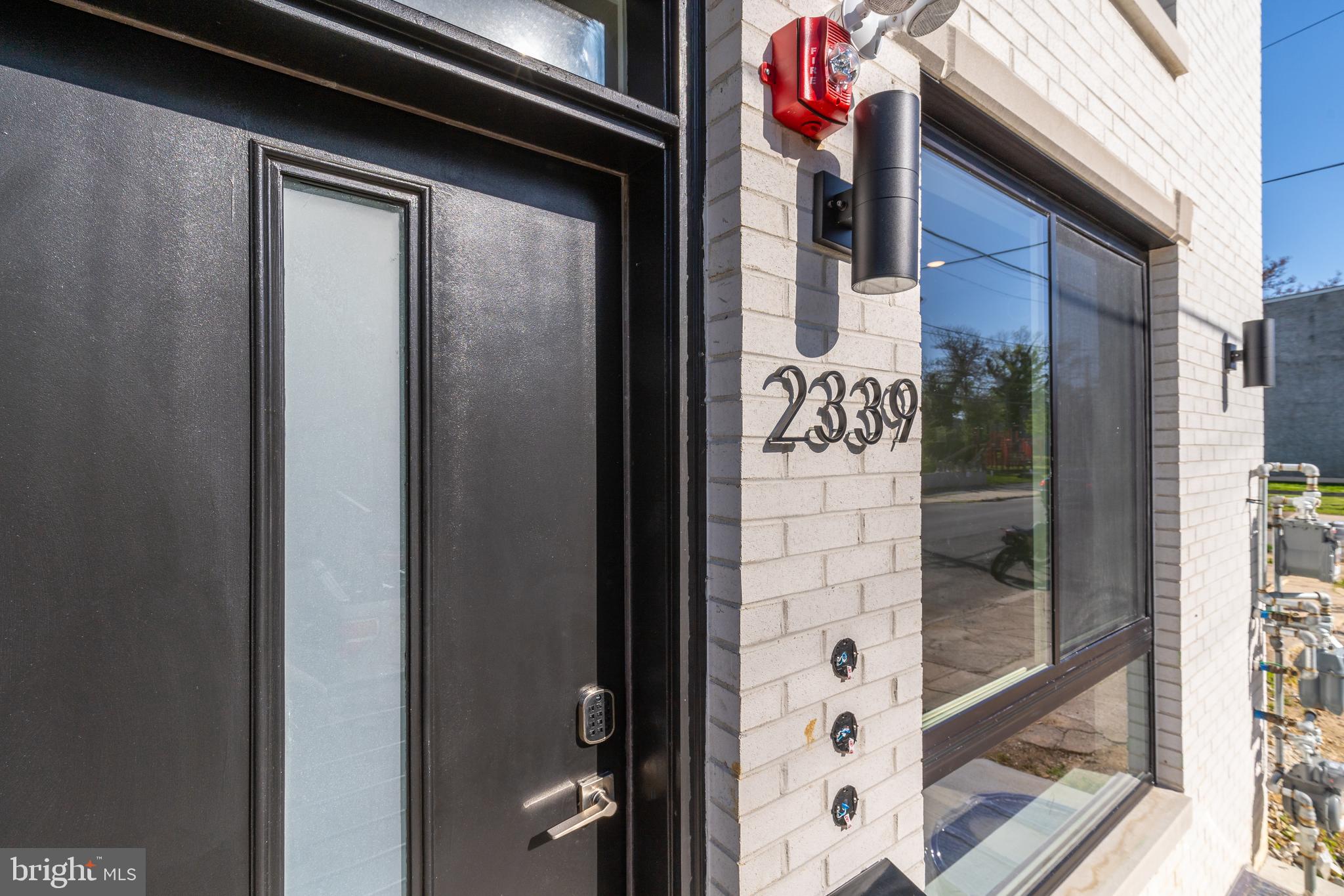 TEMPLE UNIVERSITY - Residential Lease