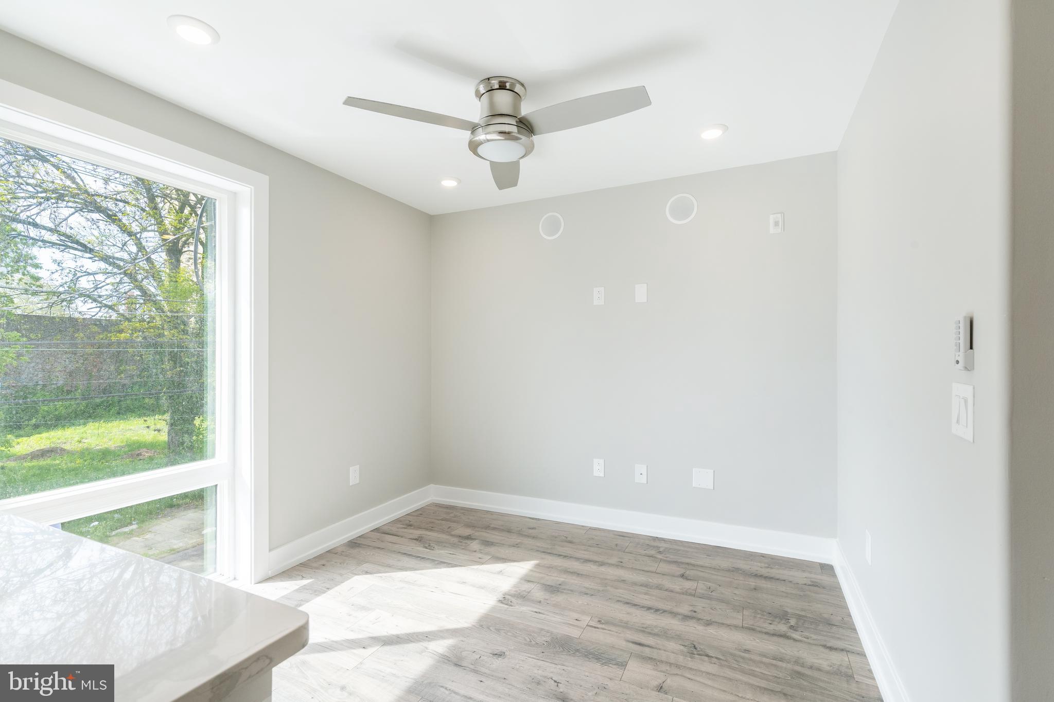 TEMPLE UNIVERSITY - Residential Lease