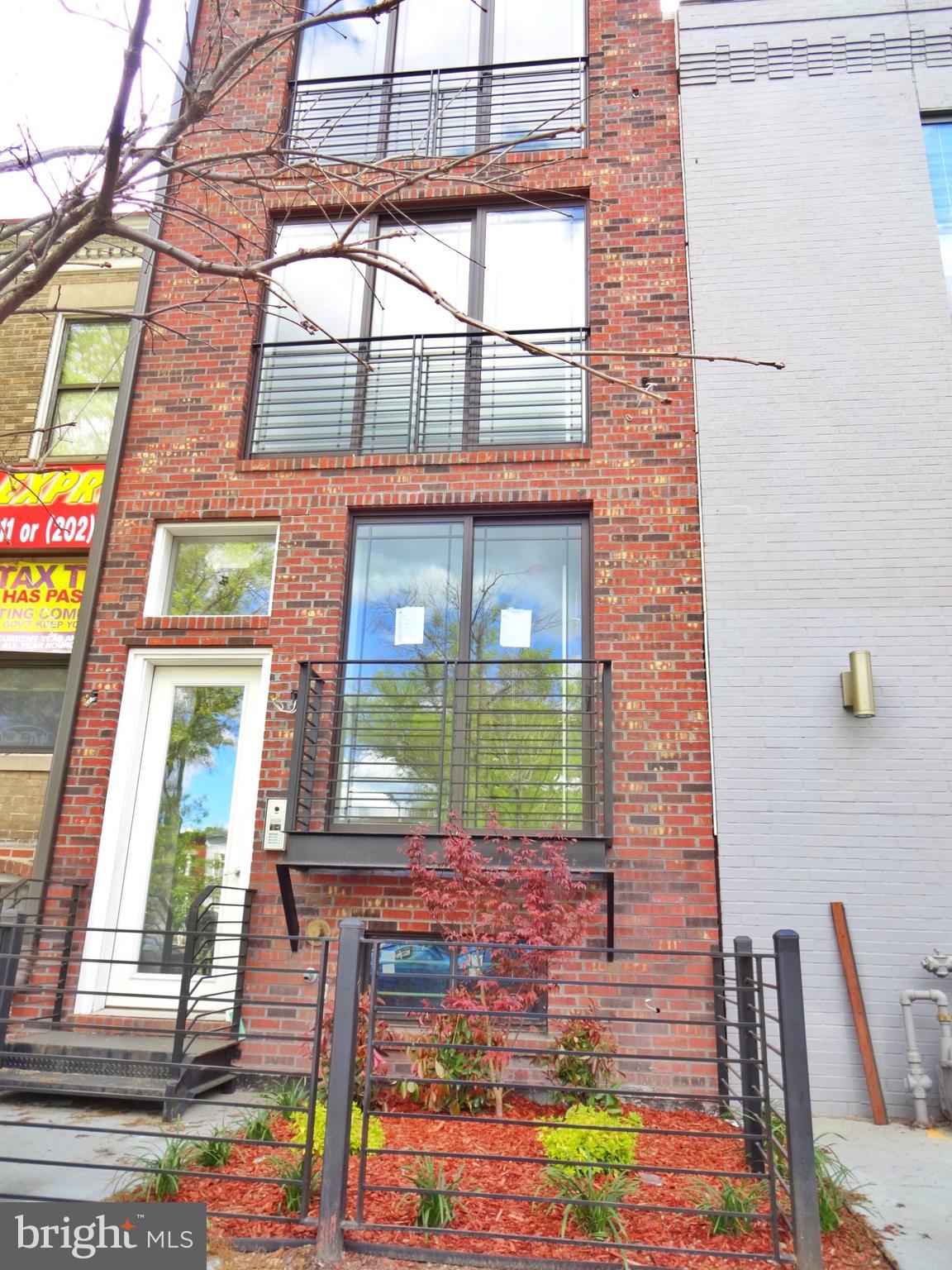 1311 PENNSYLVANIA AVENUE SE B