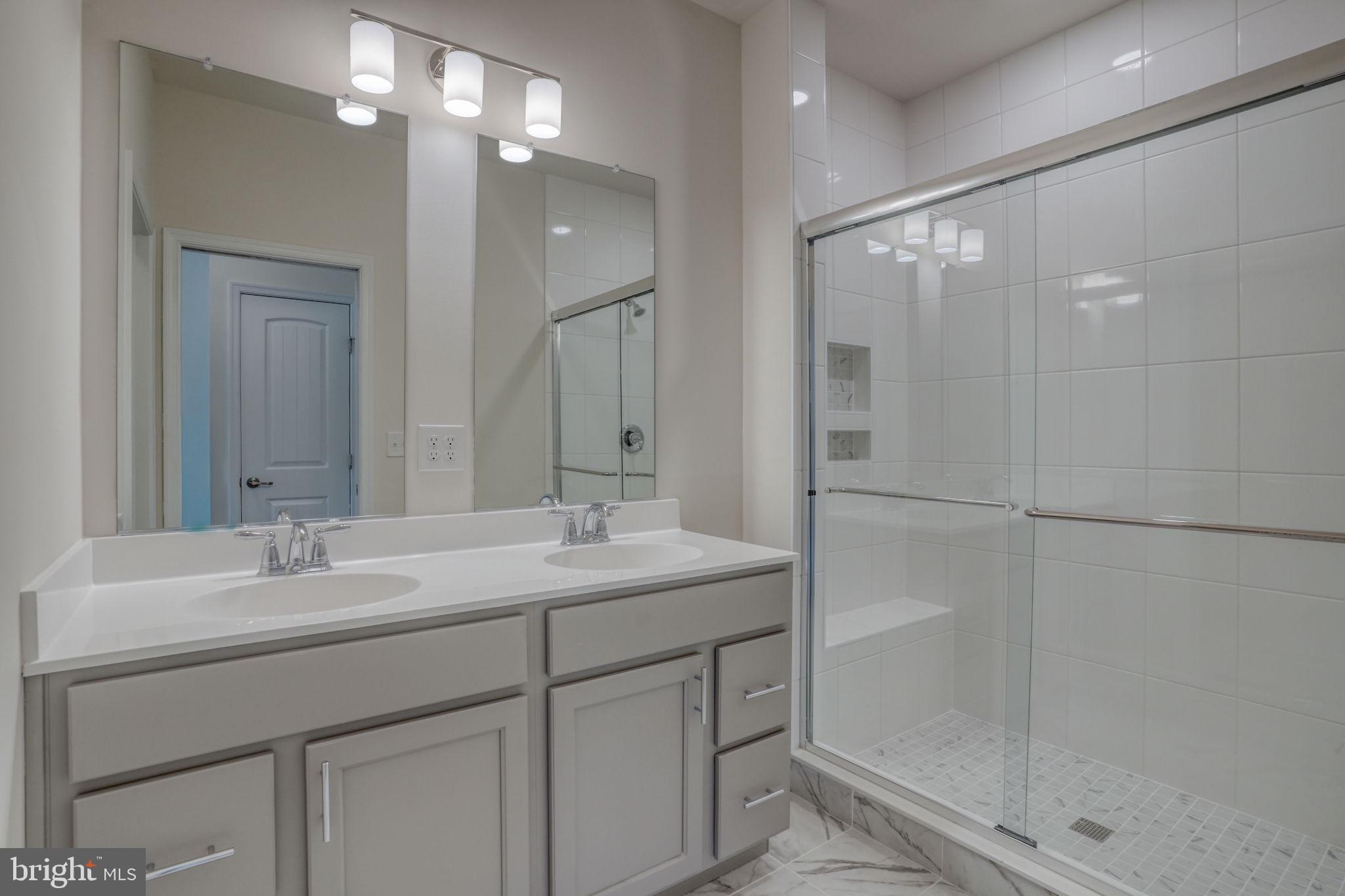 FRIENDSHIP CREEK - Residential