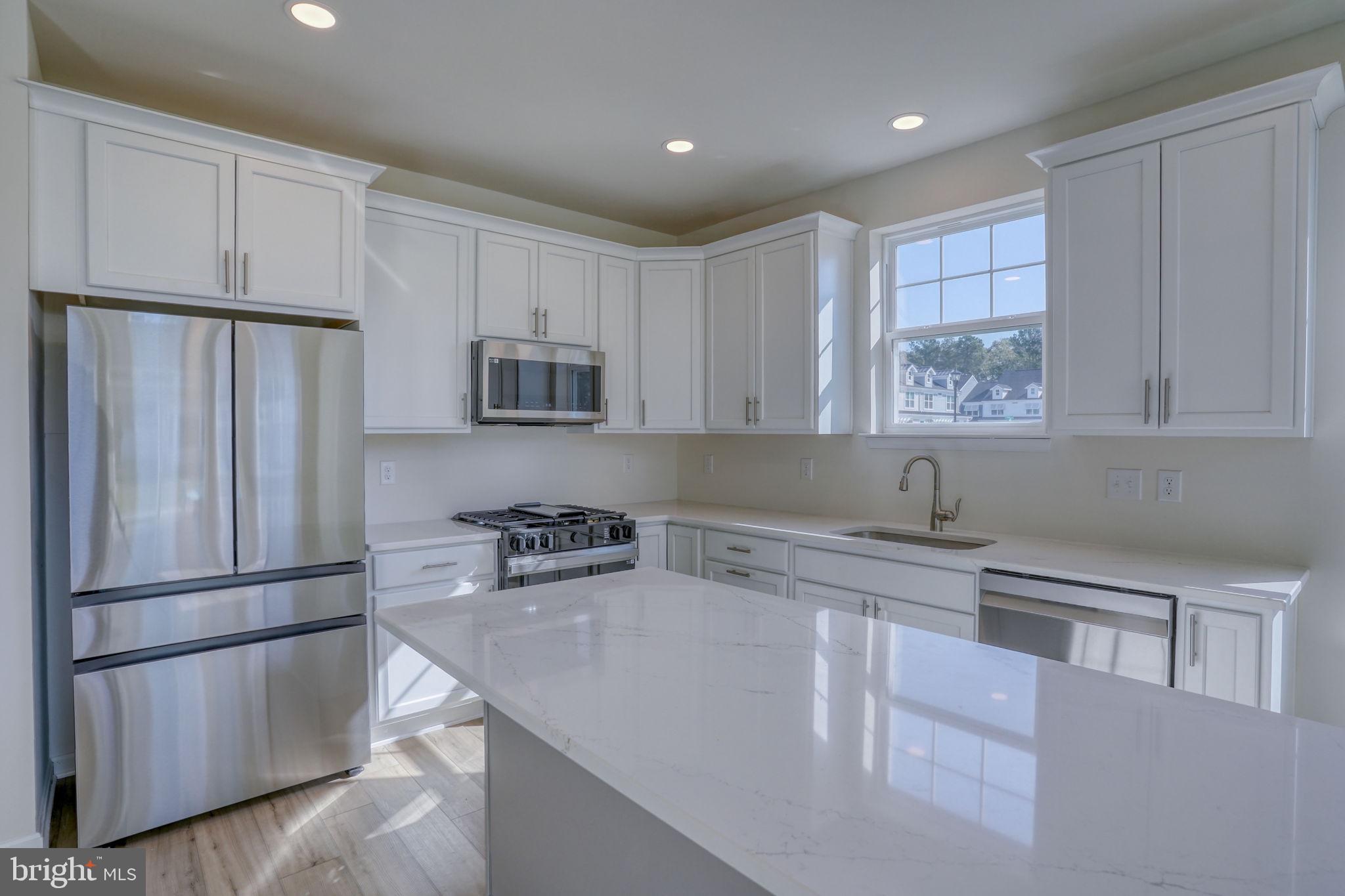 FRIENDSHIP CREEK - Residential