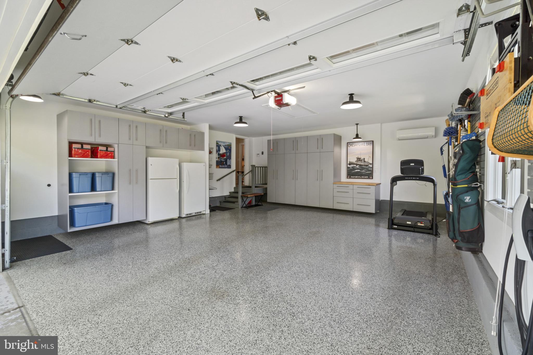 GOVERNOR GRASON MANOR - Residential