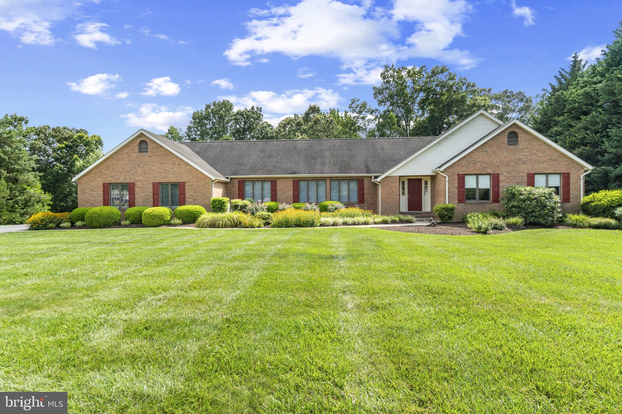 GOVERNOR GRASON MANOR - Residential