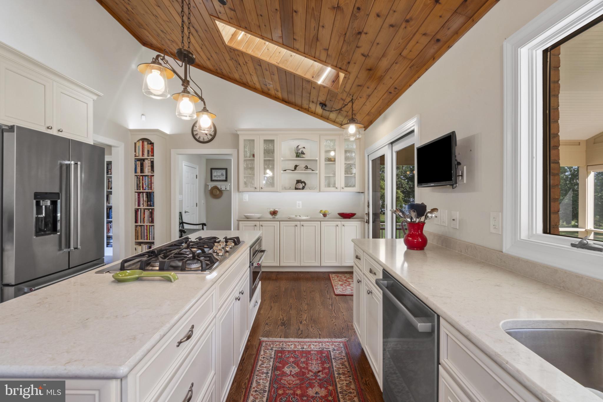 GOVERNOR GRASON MANOR - Residential