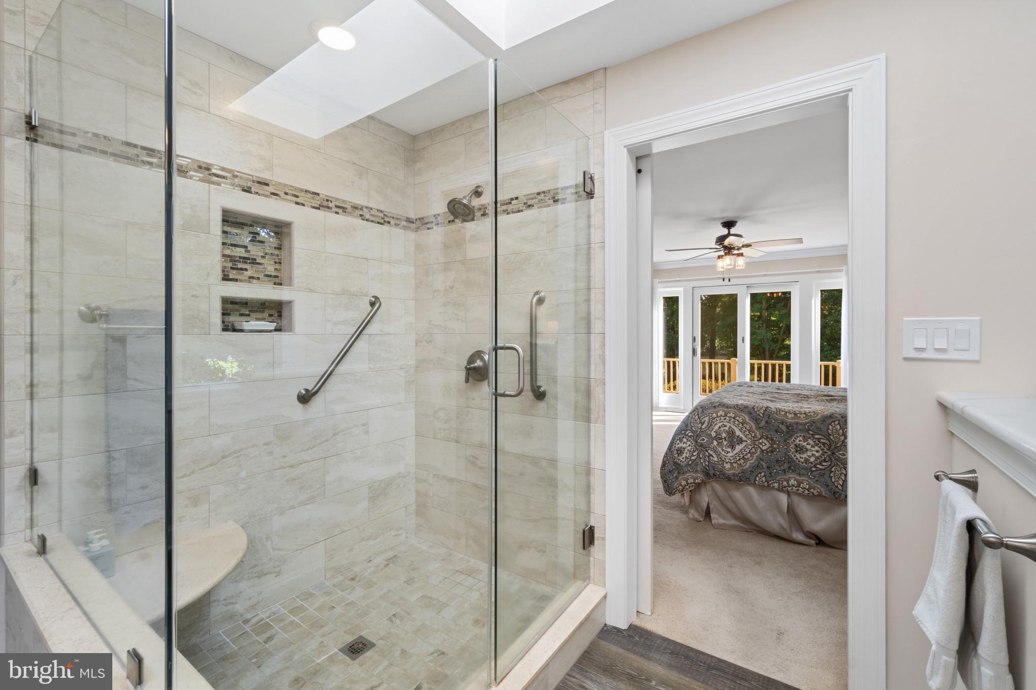 GOVERNOR GRASON MANOR - Residential