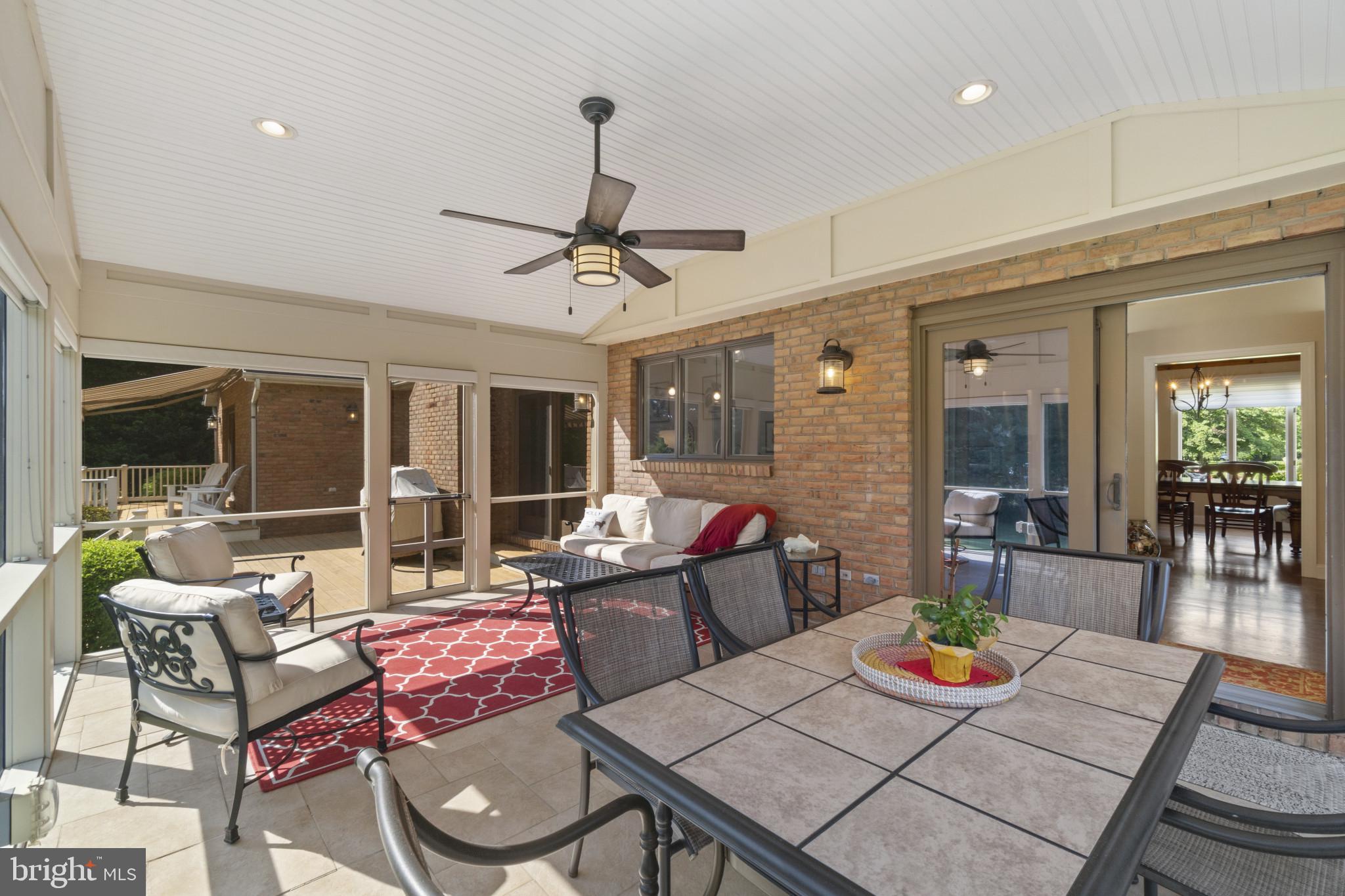 GOVERNOR GRASON MANOR - Residential