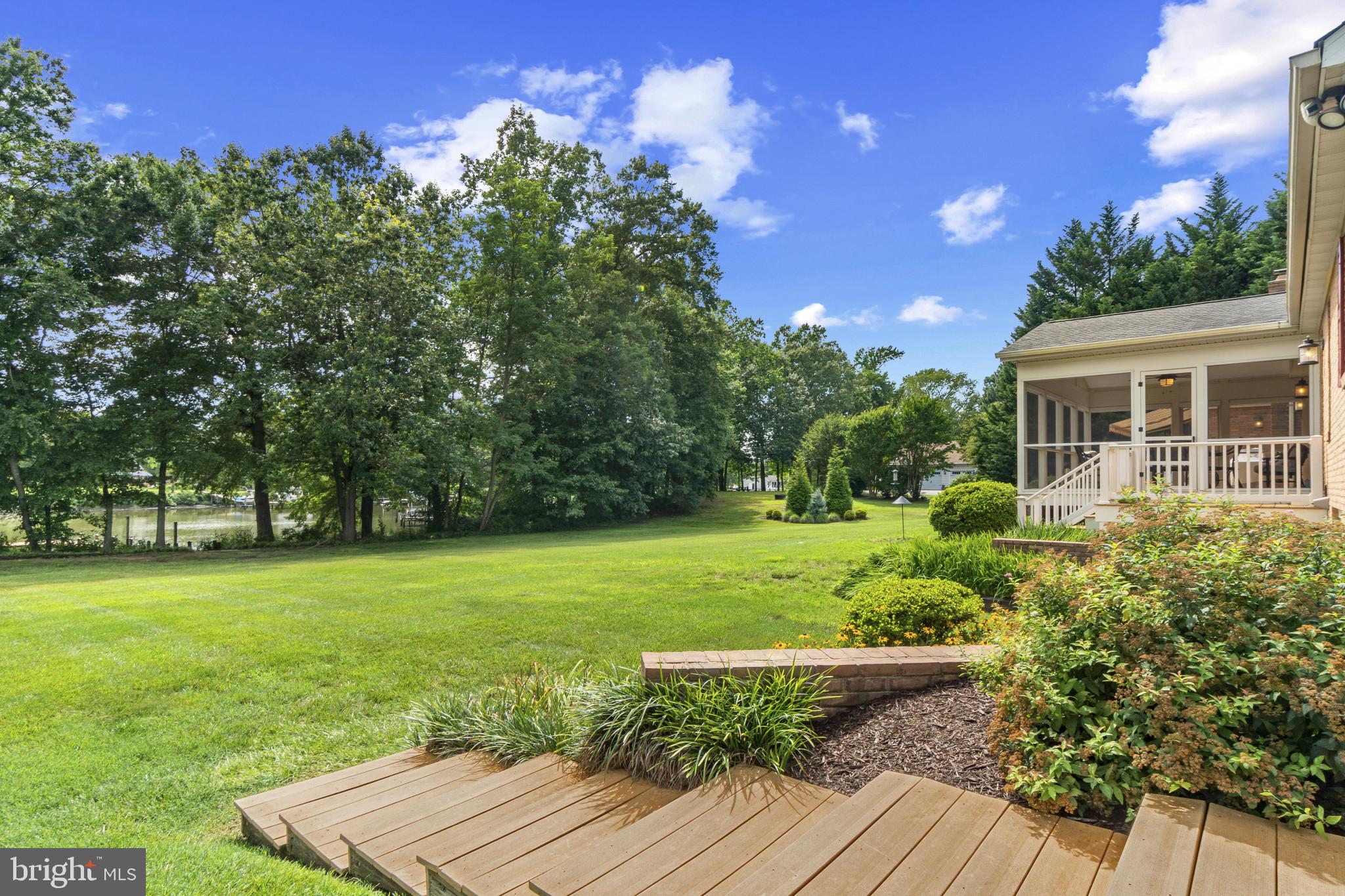 GOVERNOR GRASON MANOR - Residential