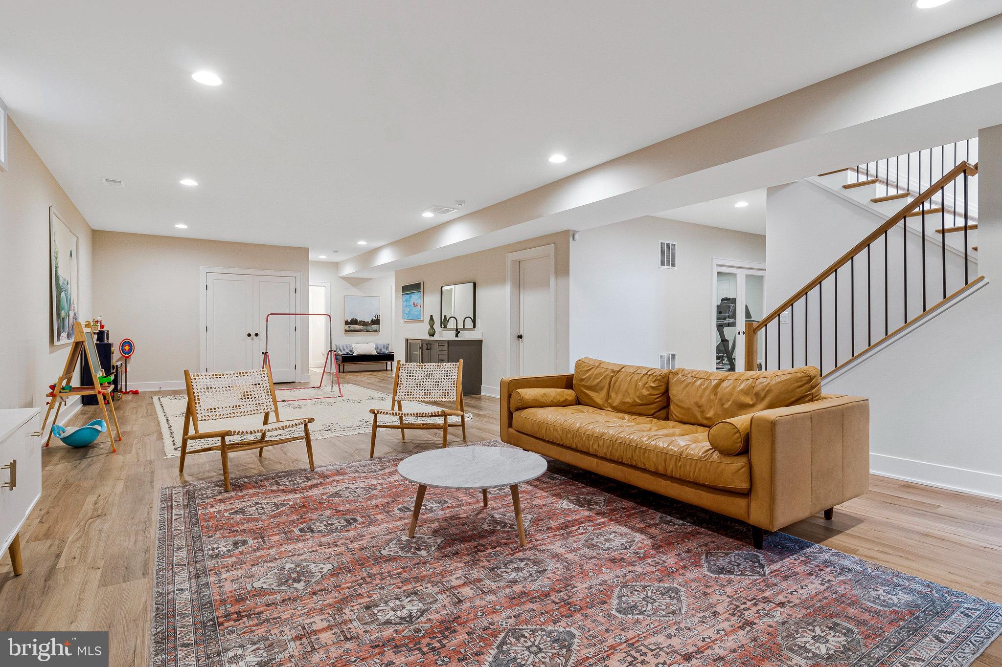 MINOR HILL - Residential