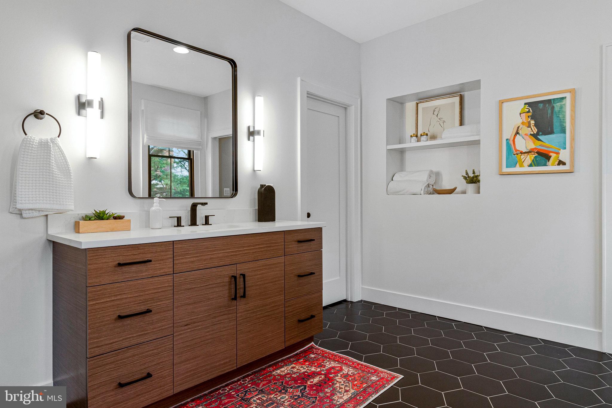 MINOR HILL - Residential