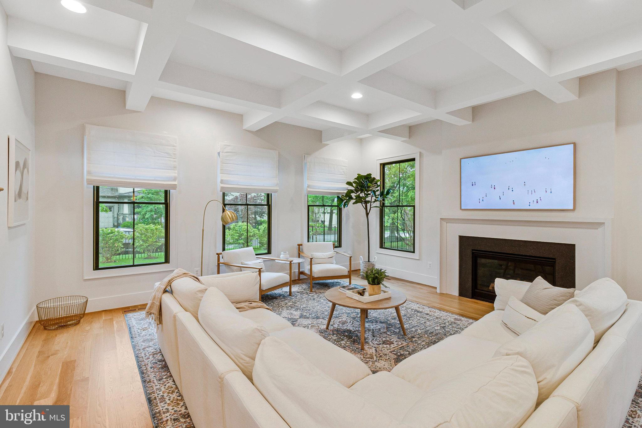 MINOR HILL - Residential