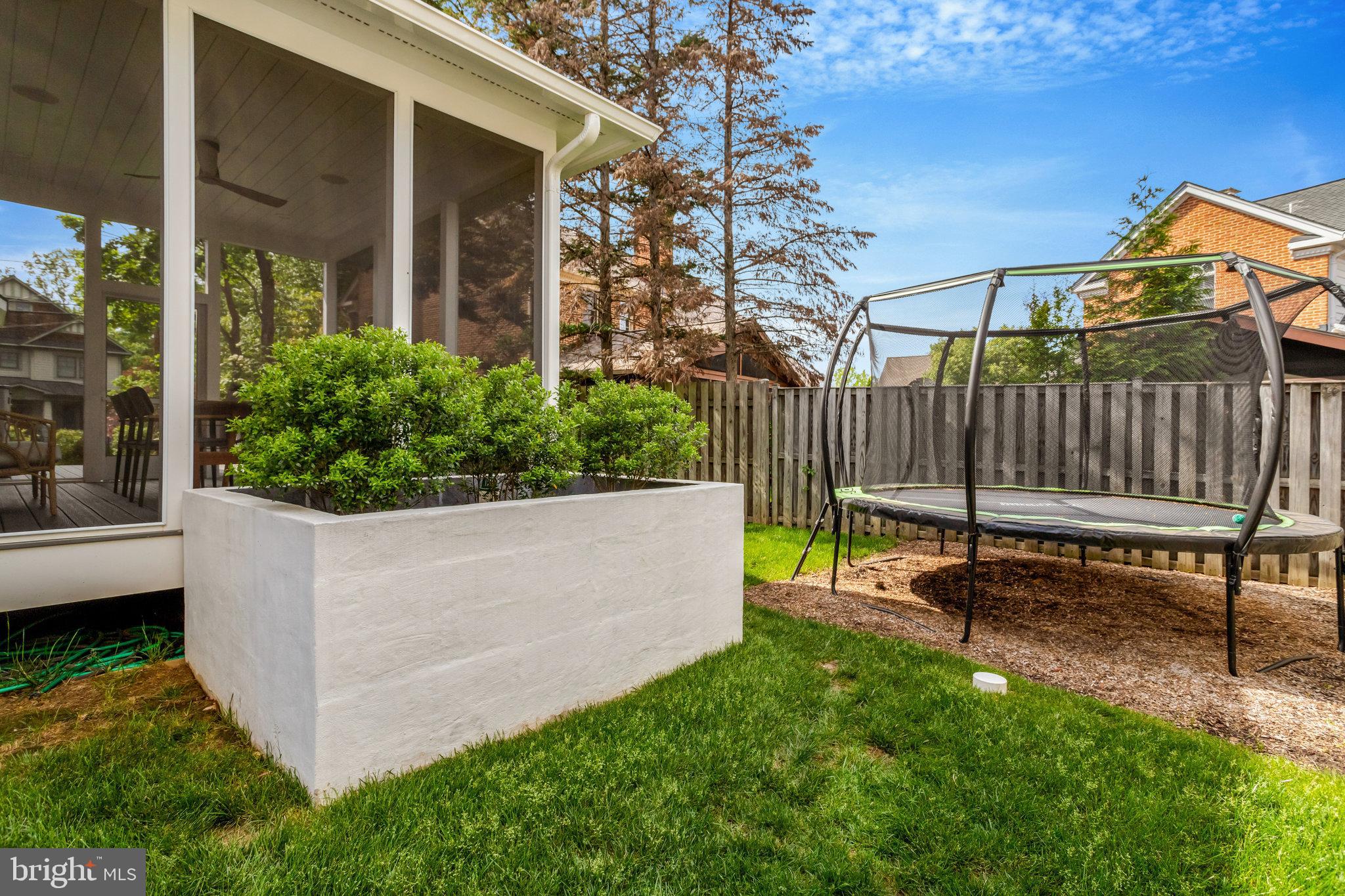 MINOR HILL - Residential