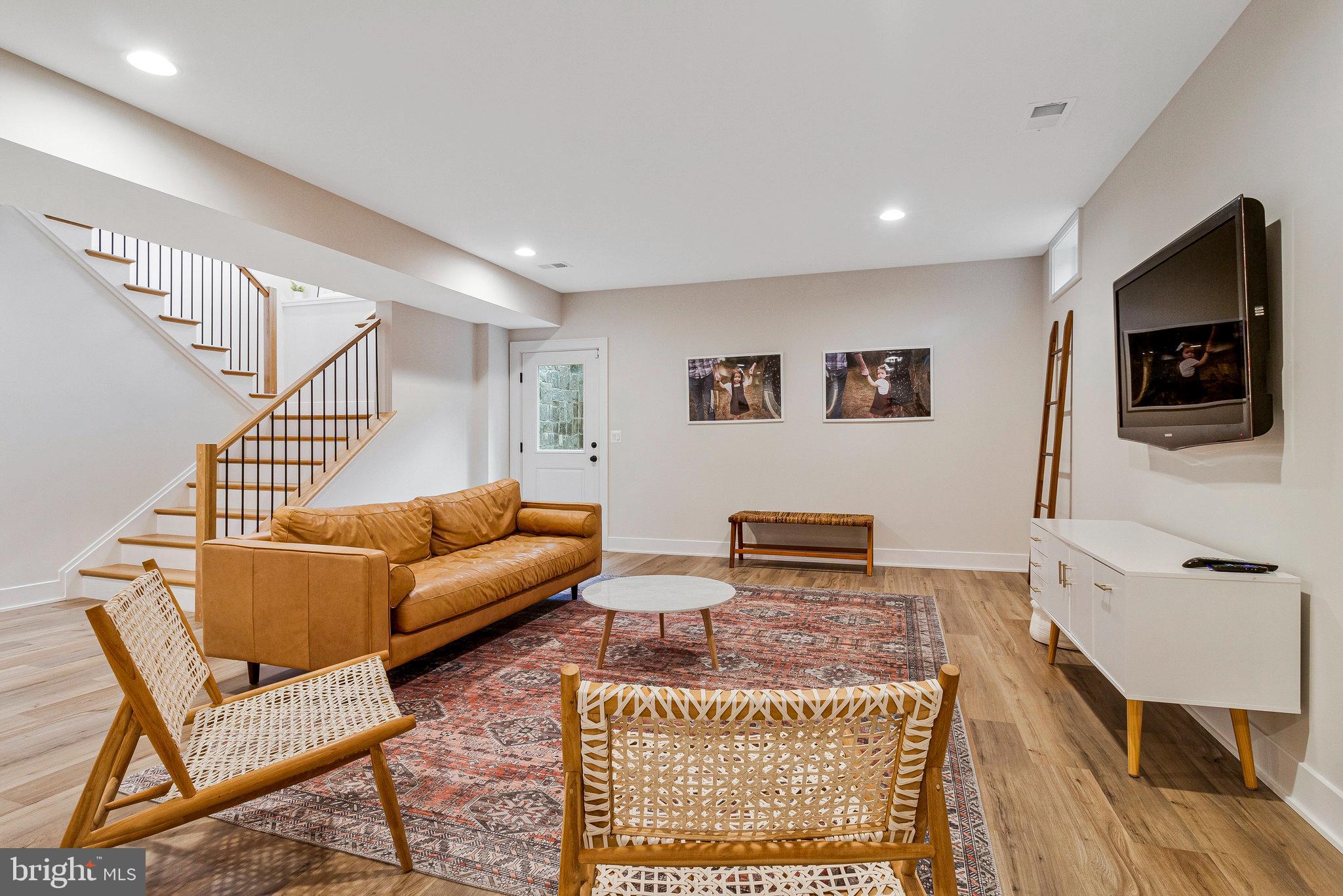 MINOR HILL - Residential