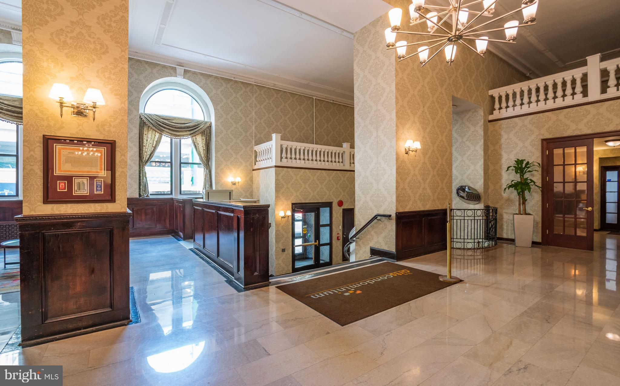 CENTER CITY - Residential Lease