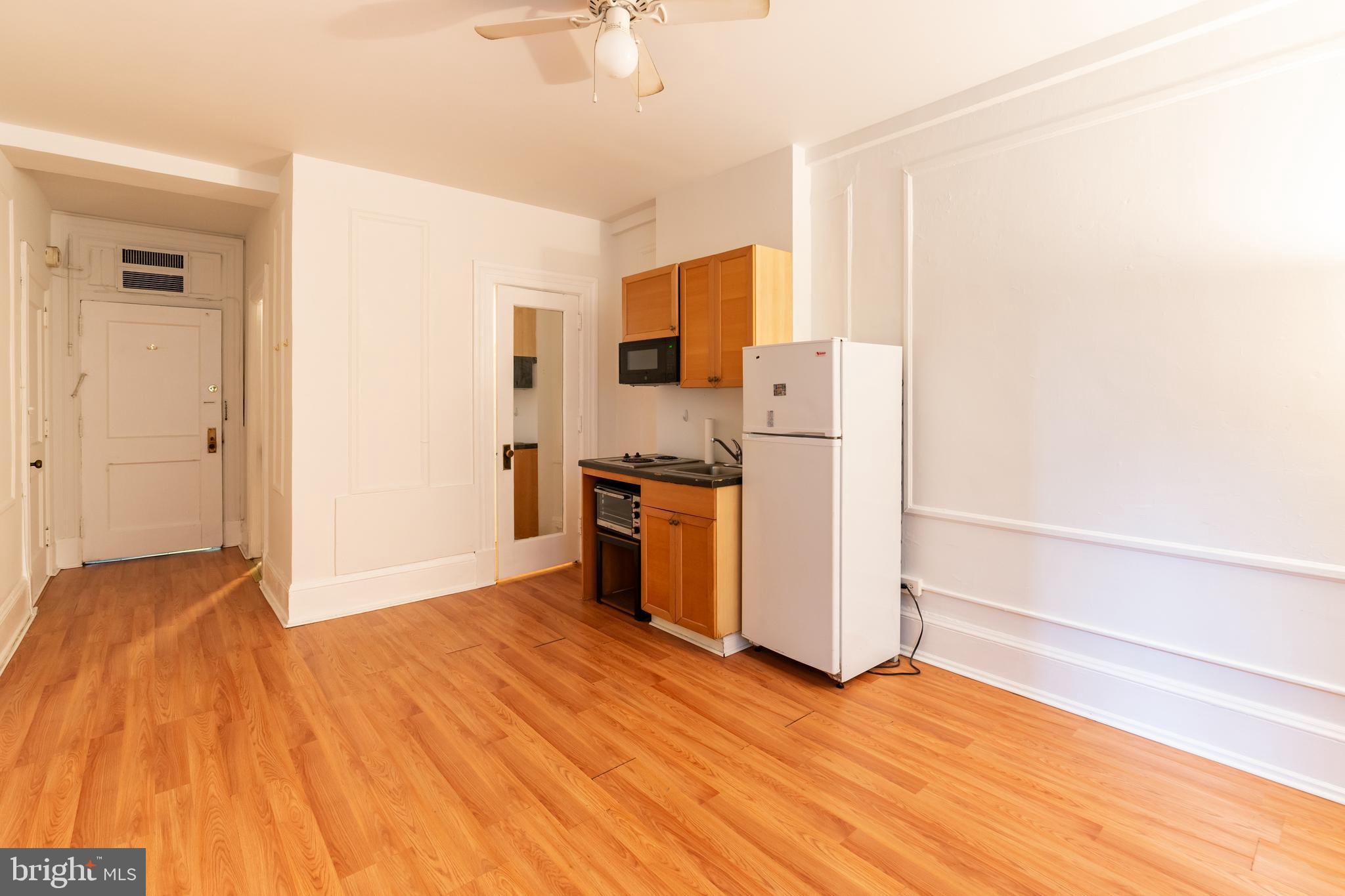 CENTER CITY - Residential Lease