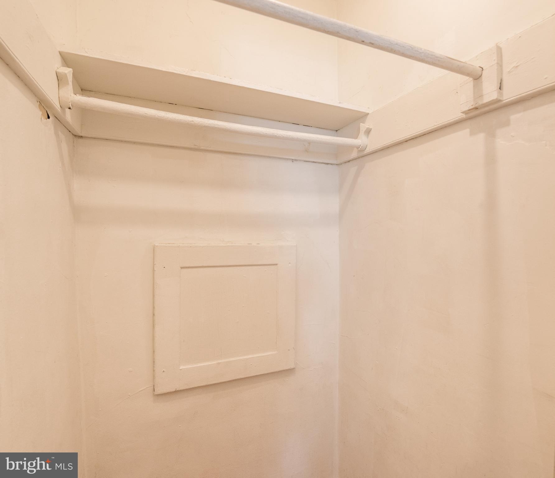 CENTER CITY - Residential Lease