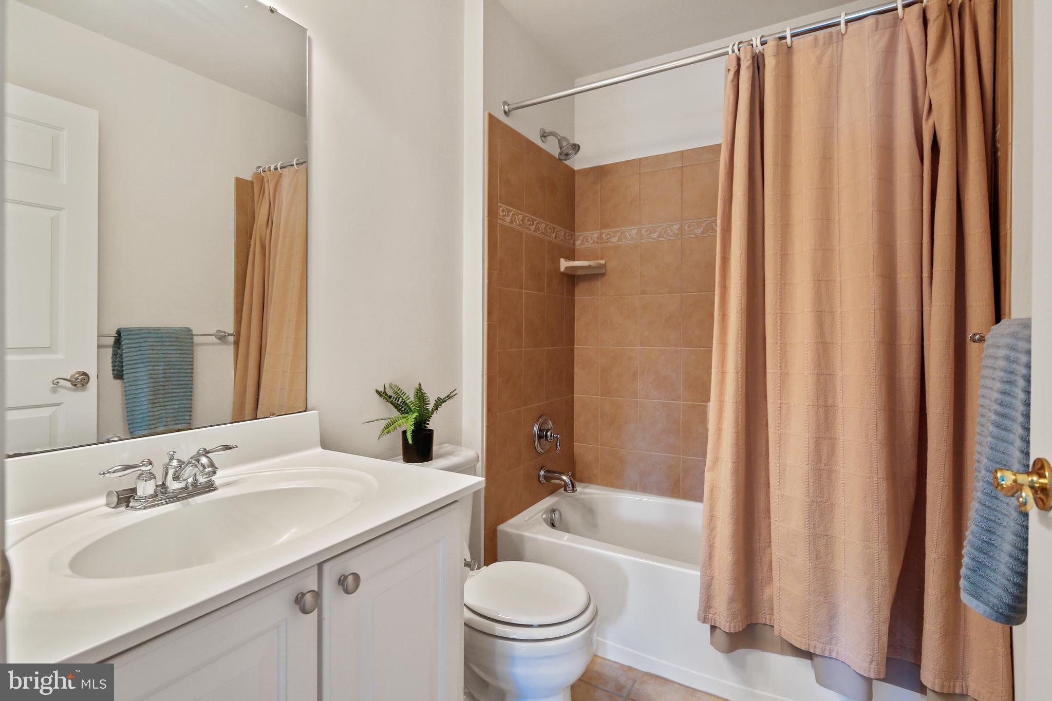 CATTAIL PASSAGE - Residential