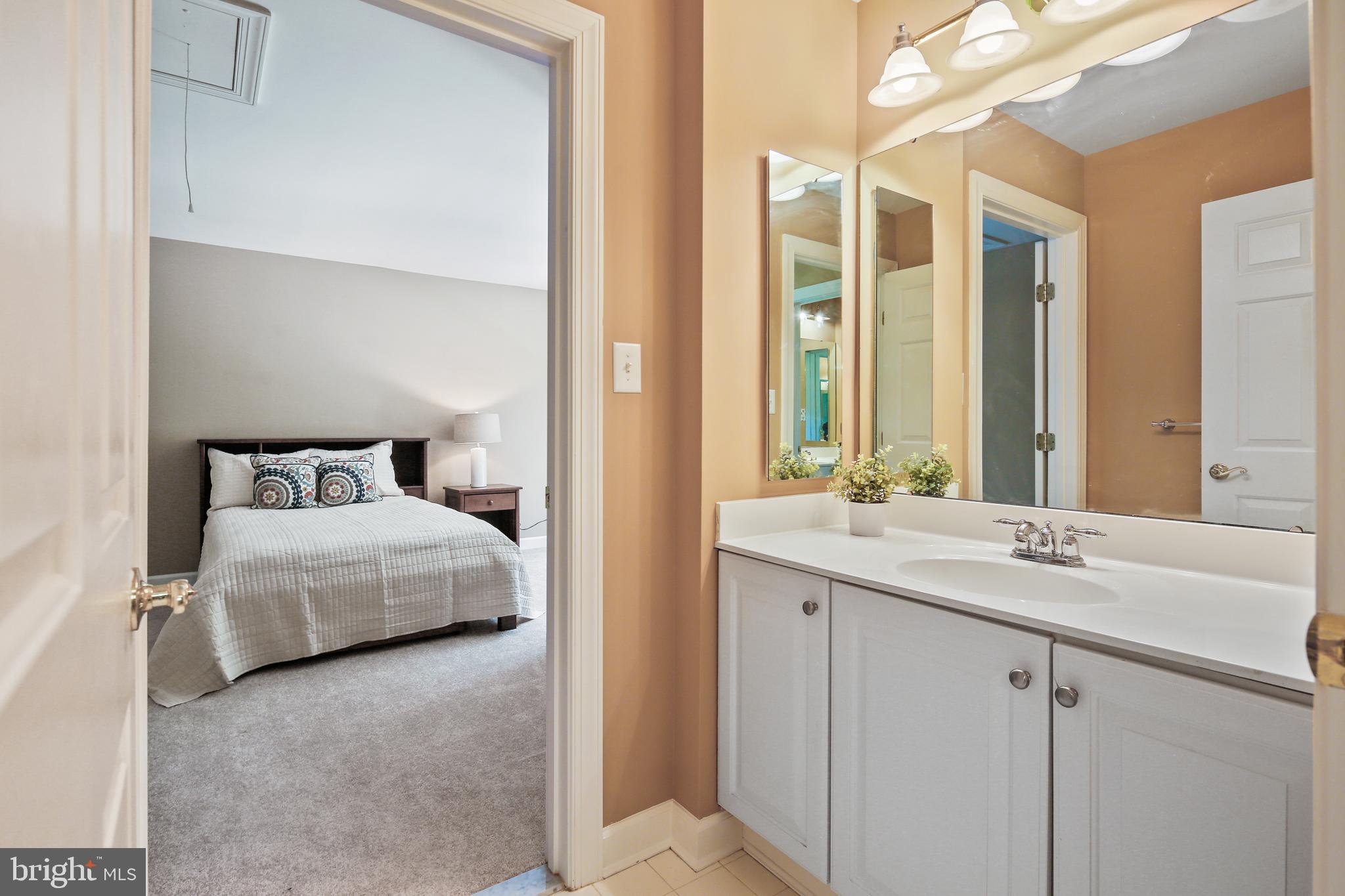 CATTAIL PASSAGE - Residential