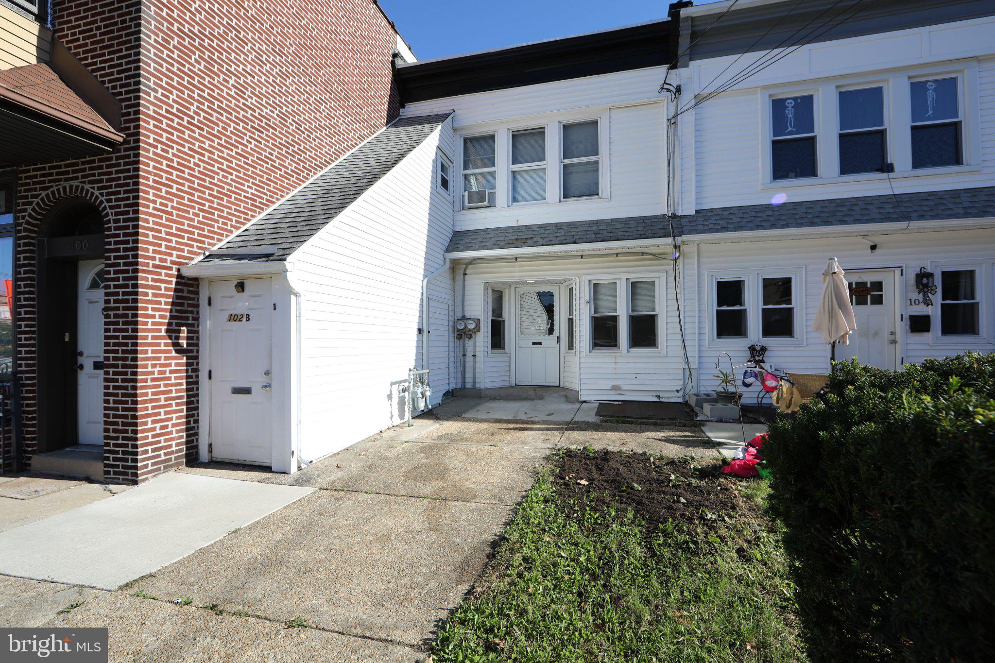 102 CHESTNUT STREET APT A