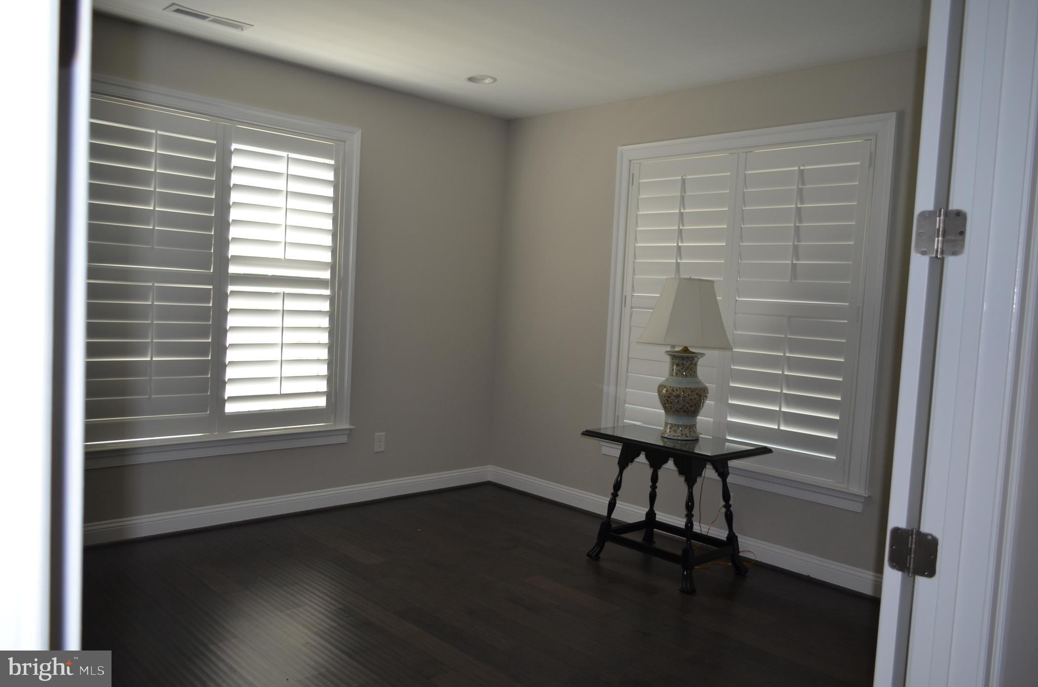 CROWN - Residential Lease