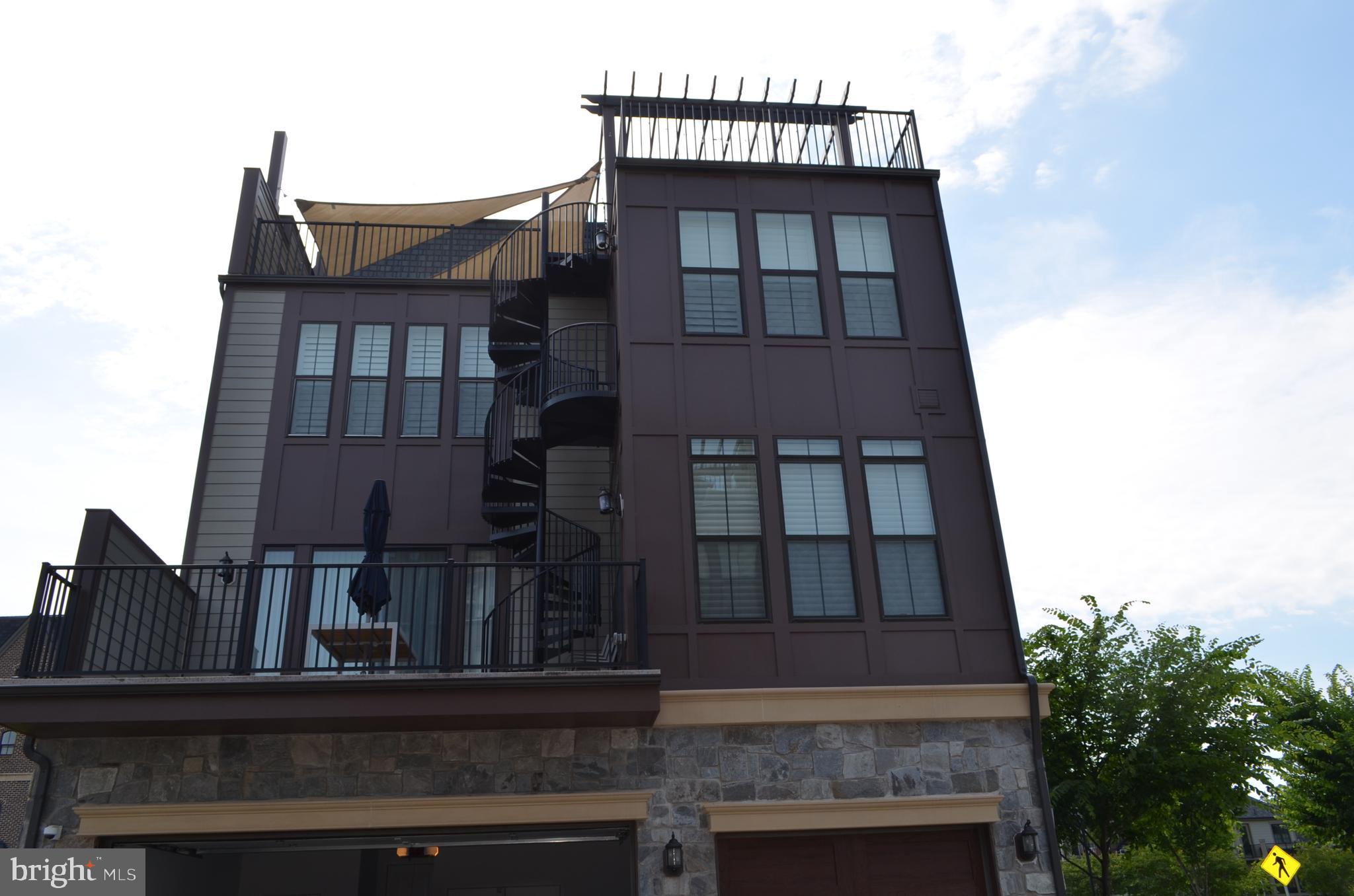 CROWN - Residential Lease