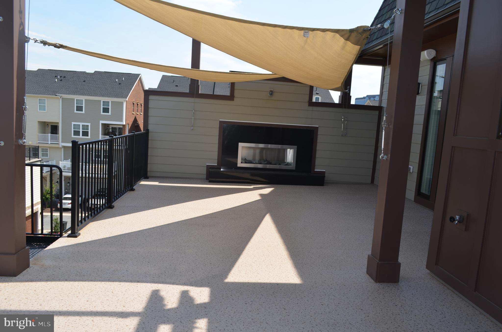 CROWN - Residential Lease