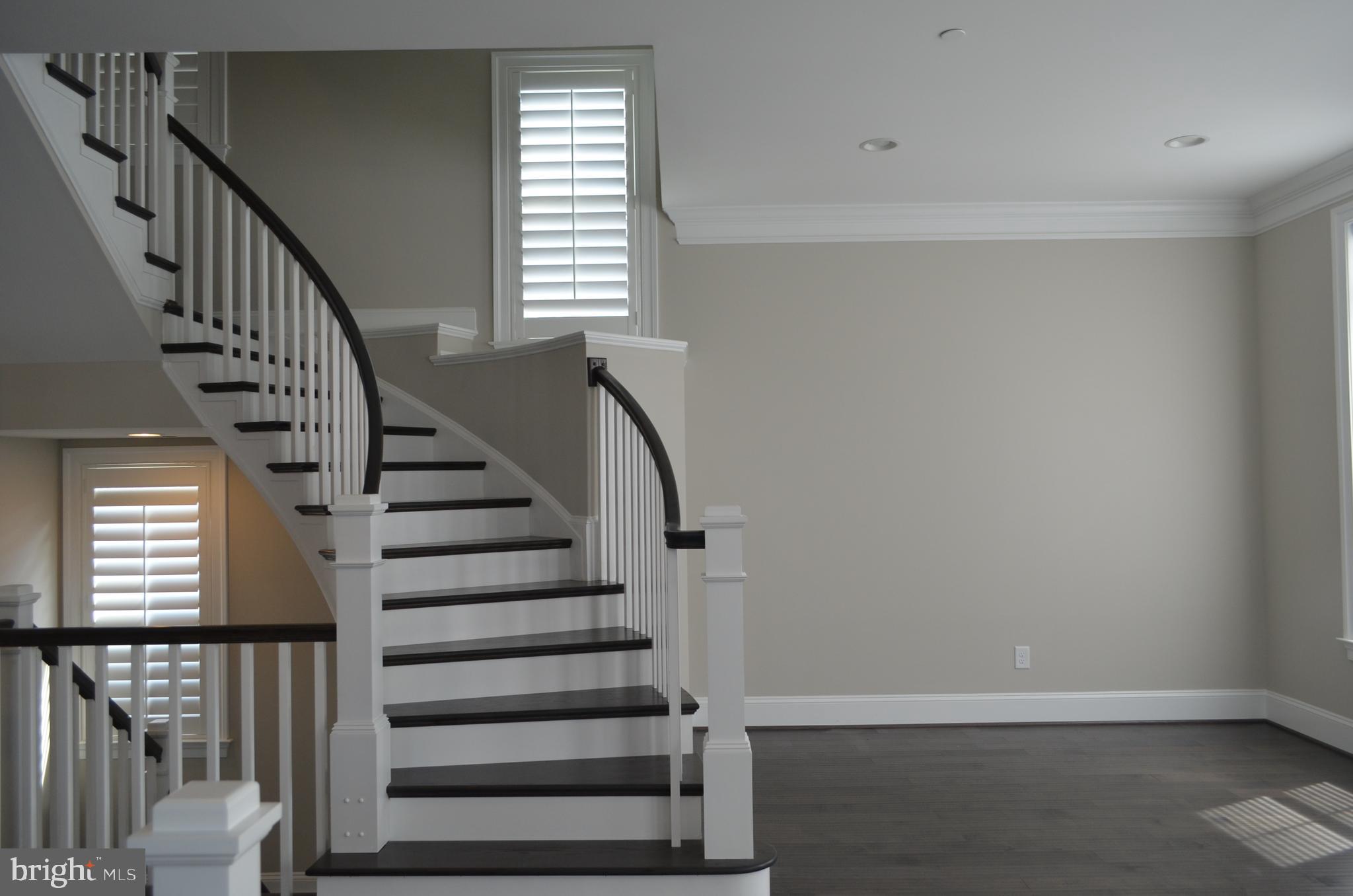 CROWN - Residential Lease