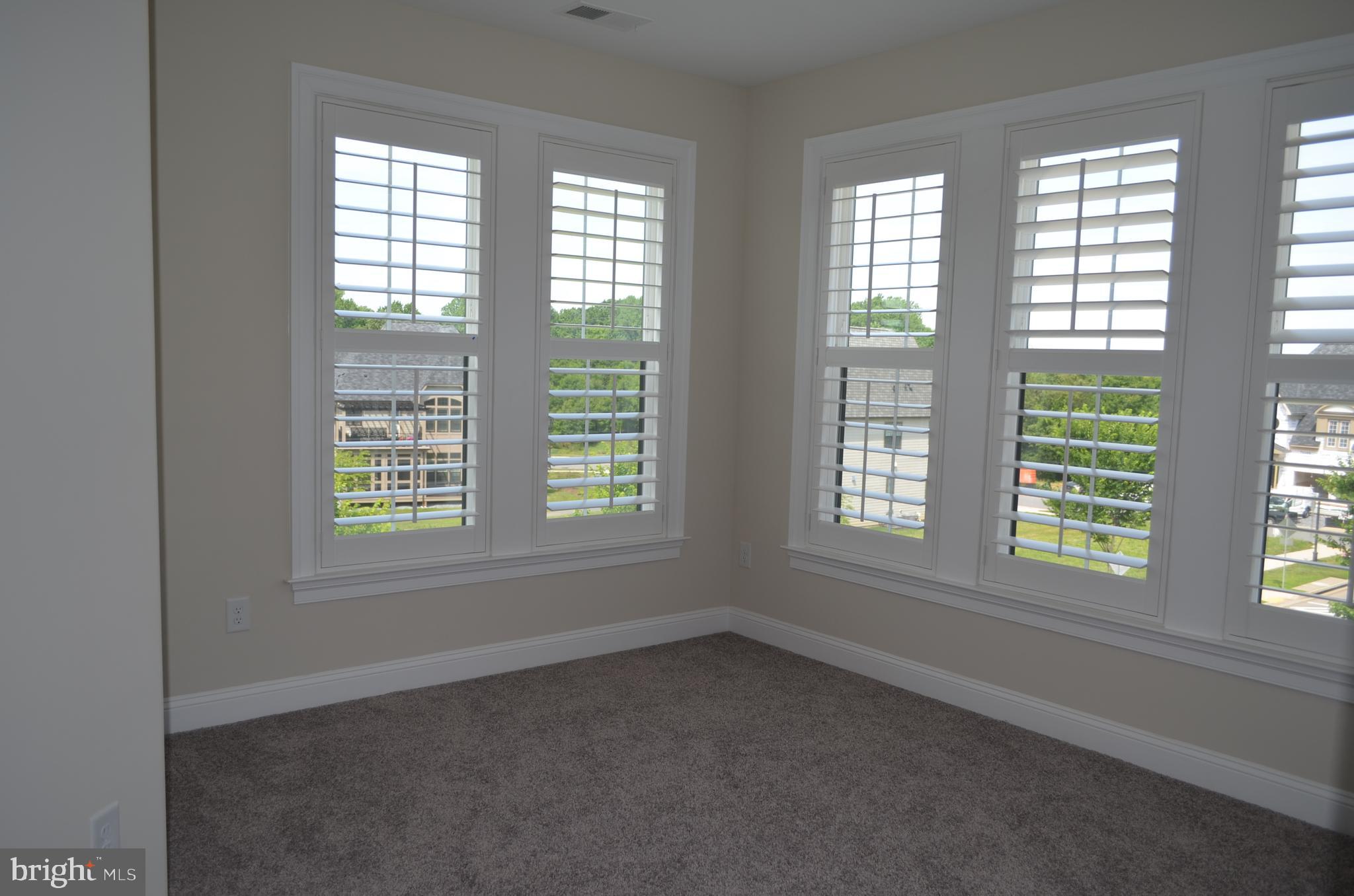 CROWN - Residential Lease