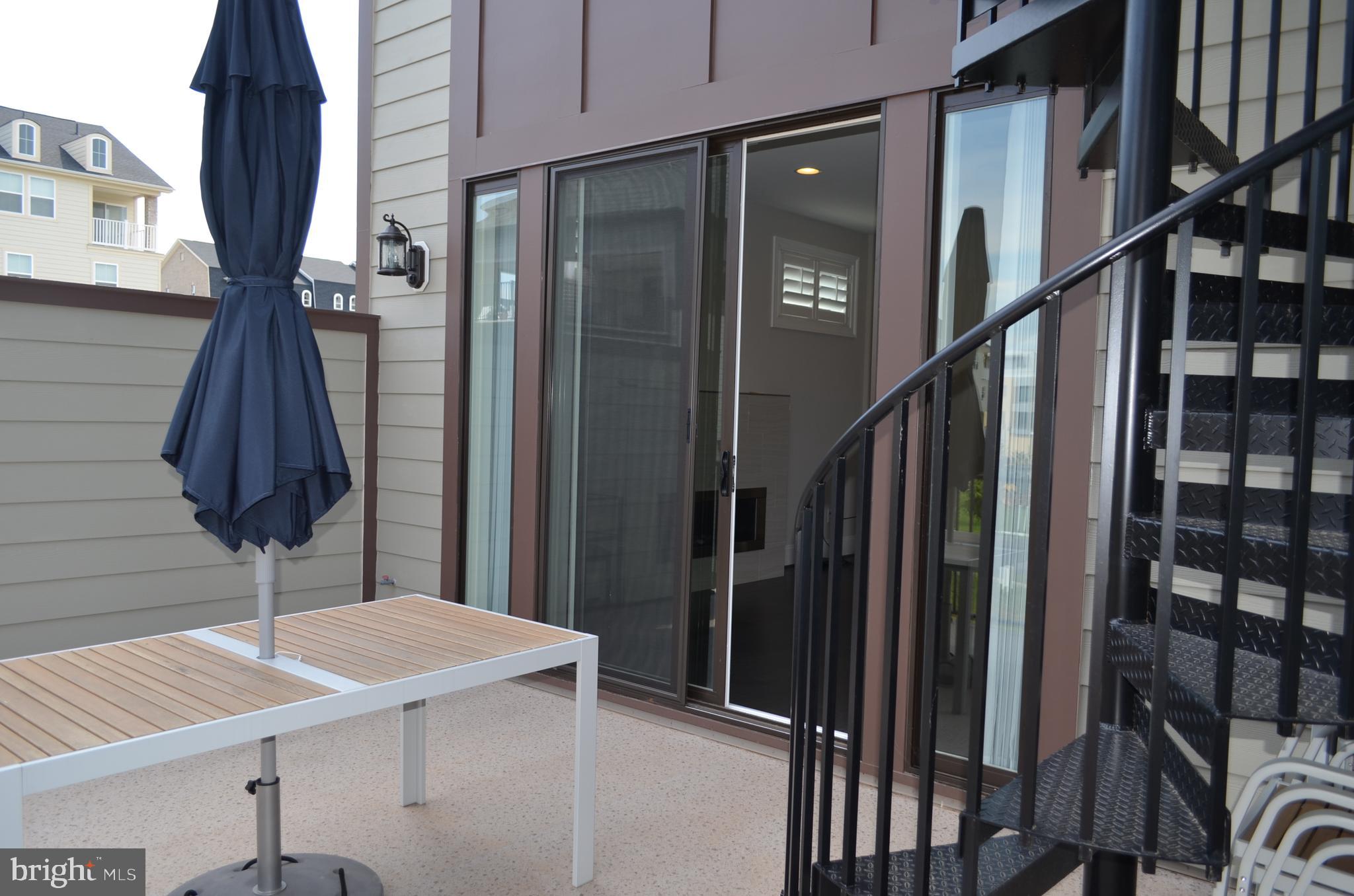 CROWN - Residential Lease