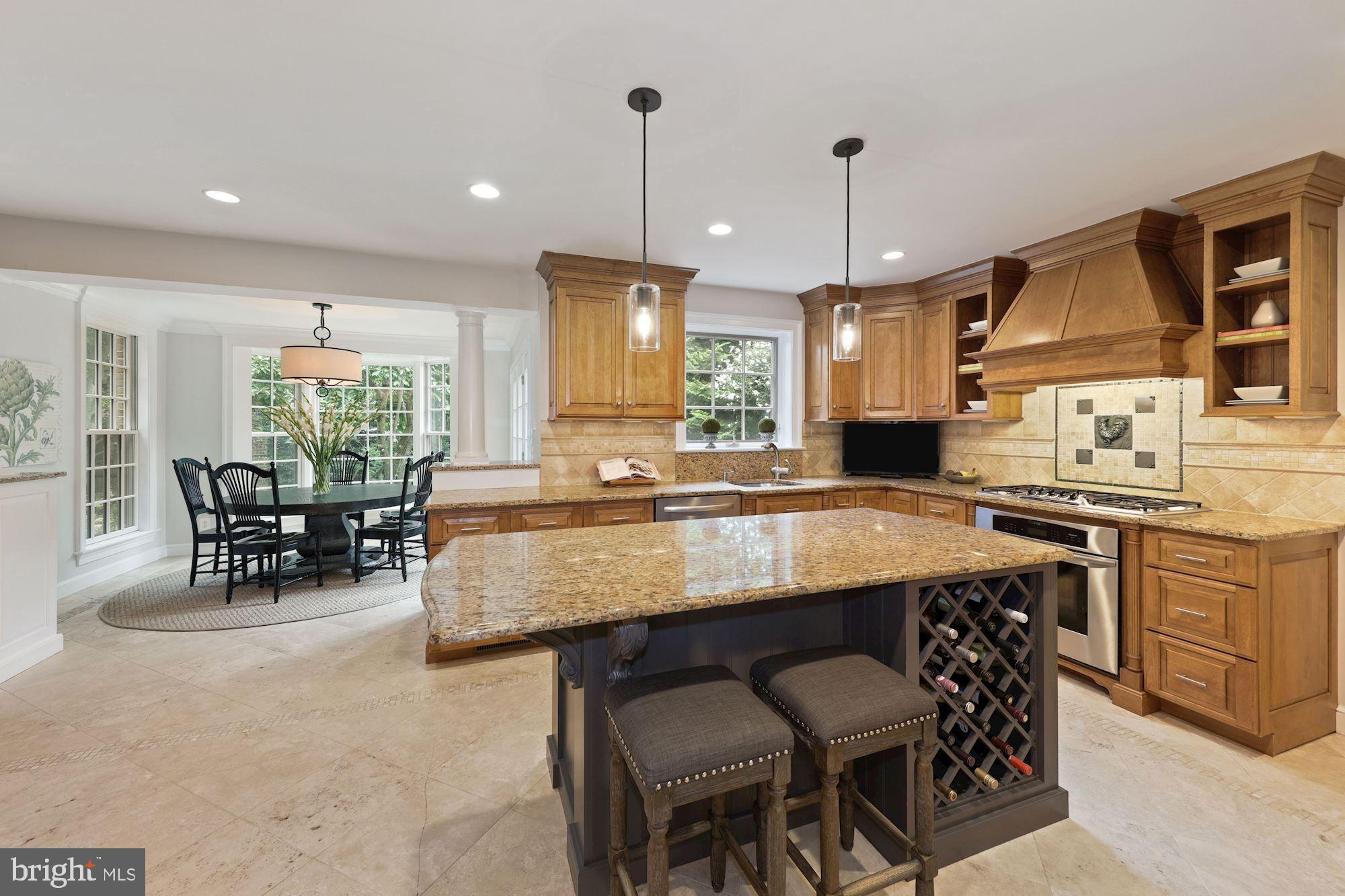 RIVER FALLS - Residential